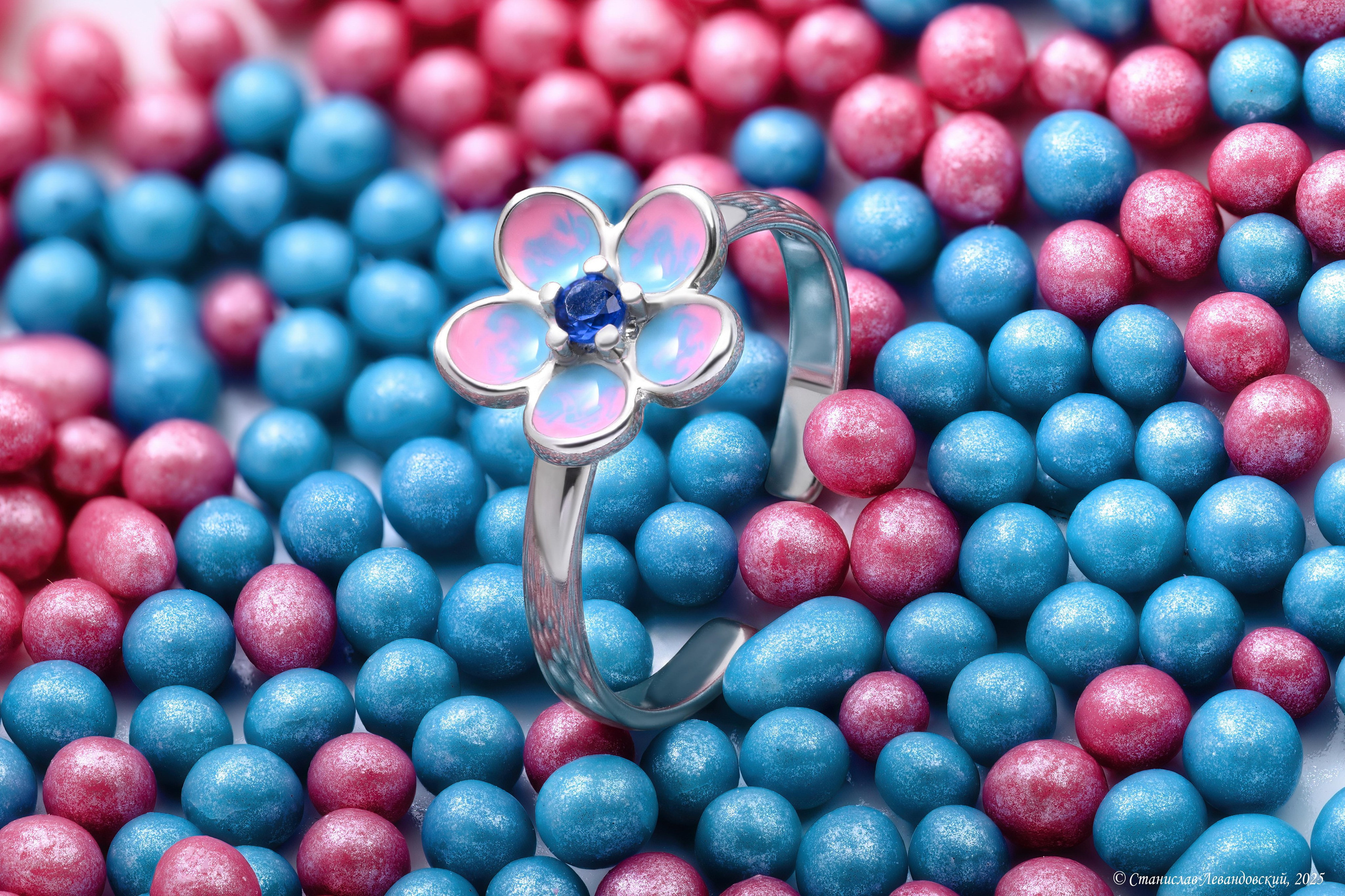 Предметы с глянцевой поверхностью. Предметный фотограф в Москве Станислав Левандовский