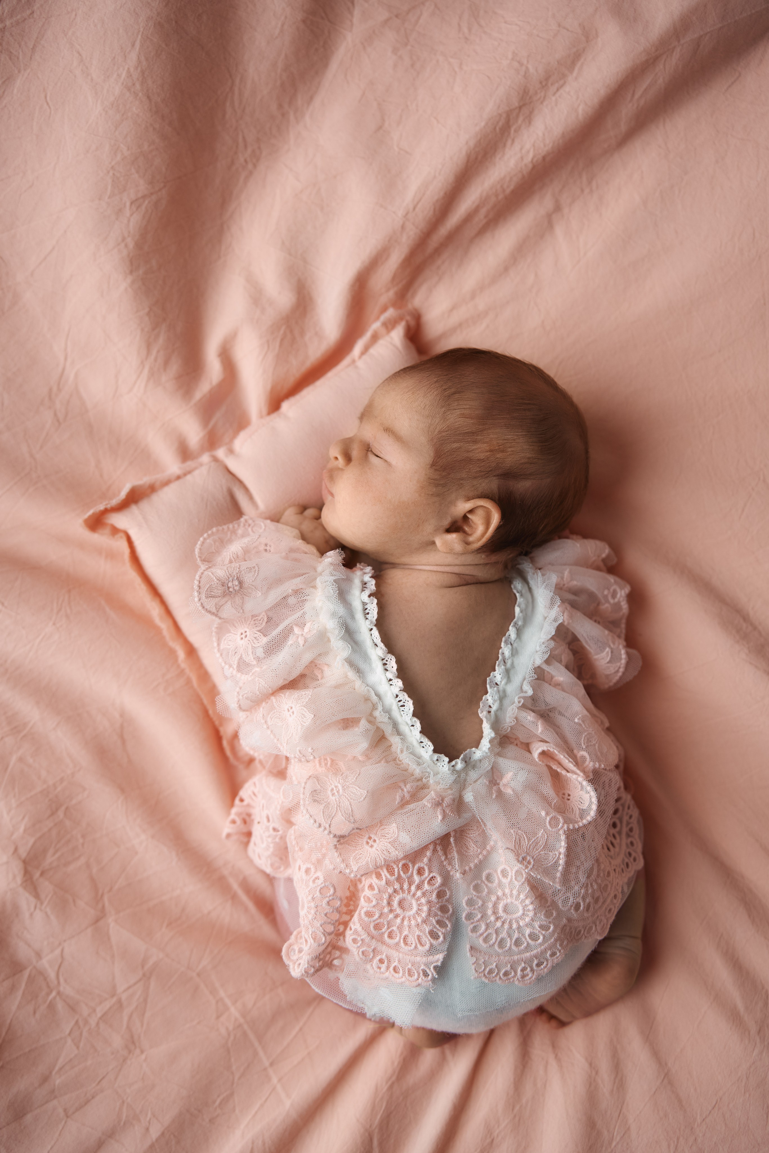 Фотограф новорожденных во Владивостоке Ромашко Виктория