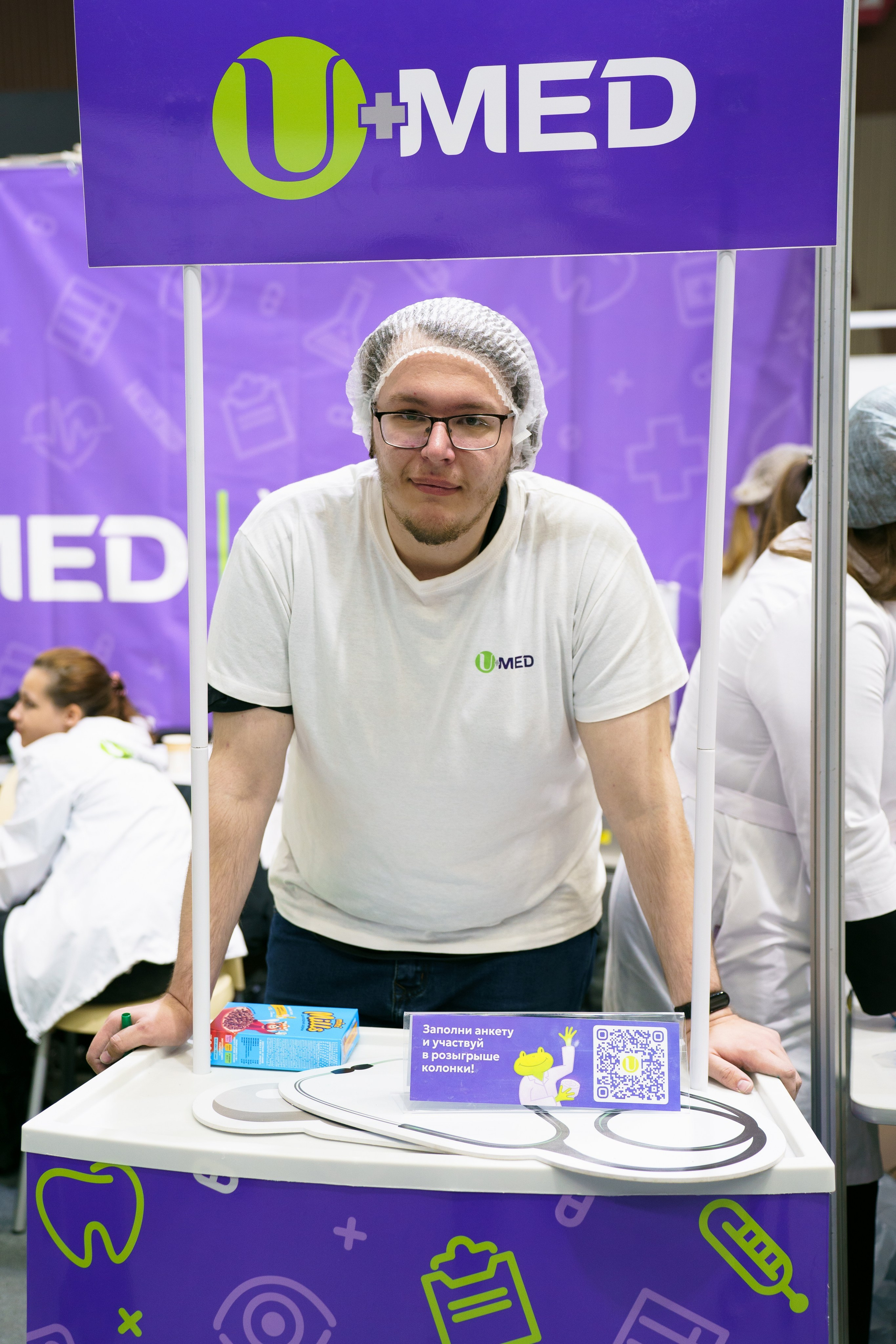 Выставка Абитуриент. Видеограф и Фотограф в Челябинске Ксения и Владимир Рюмины