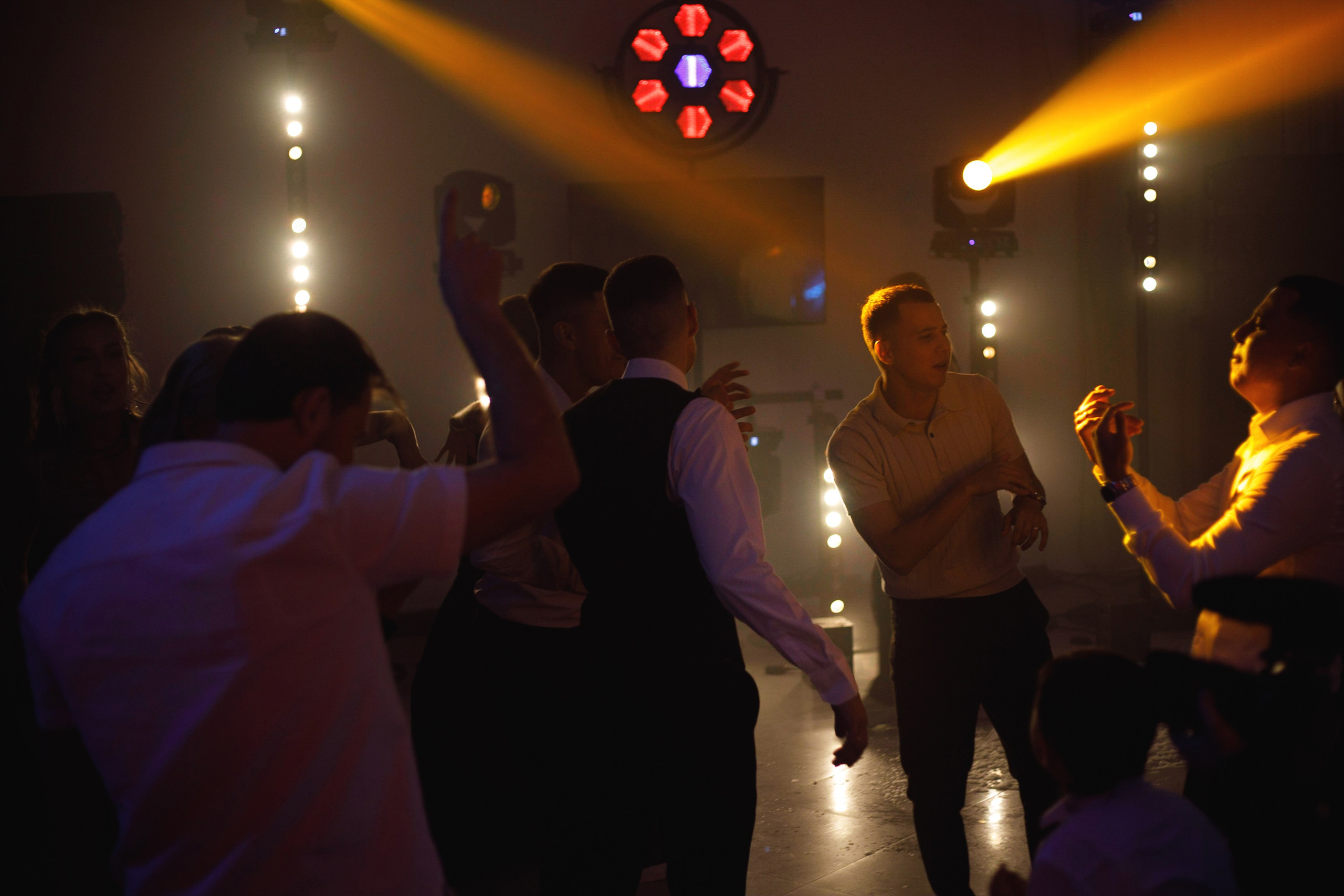 A|T. Свадебный и семейный фотограф в Саратове Анжела Борисова