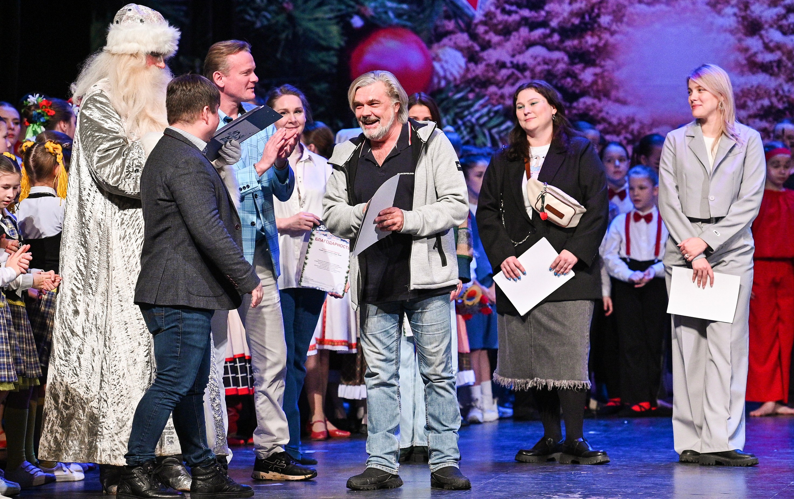 14.11.2024 «Новогодний Звездопад Талантов» Фестивальное движение «Шаг к мечте» г. Москва. Медиастудия Фото Концепт