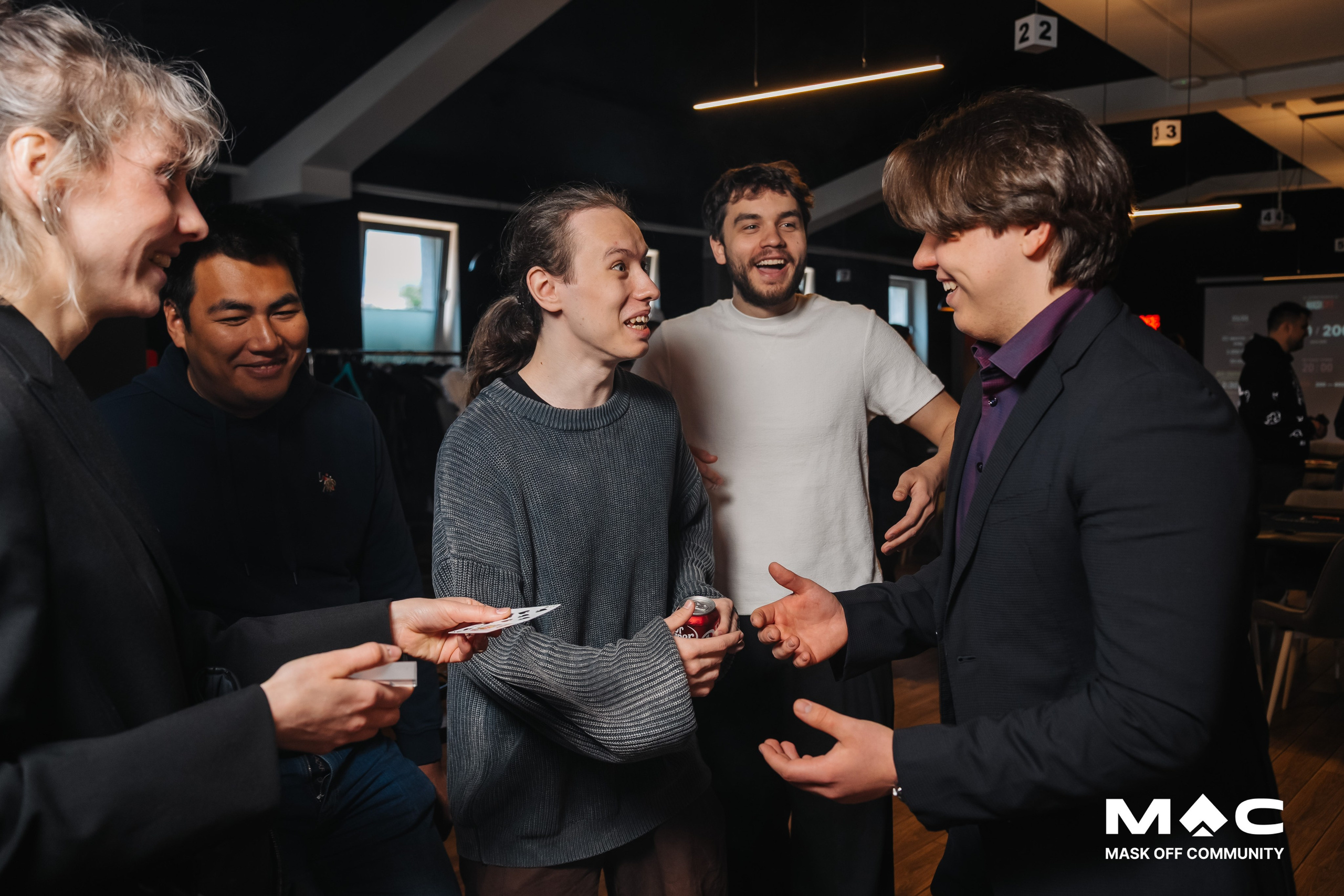 Еще Покер. Андрей Партнов — фотогрраф, Москва