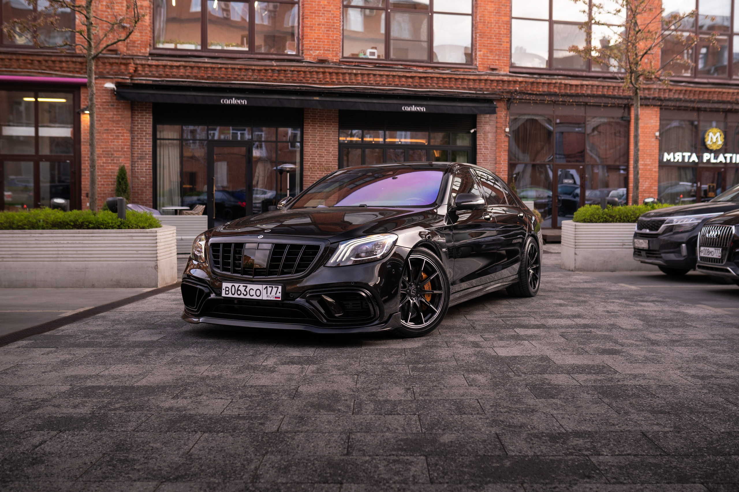 Mercedes Benz S-Class. Mirllaev