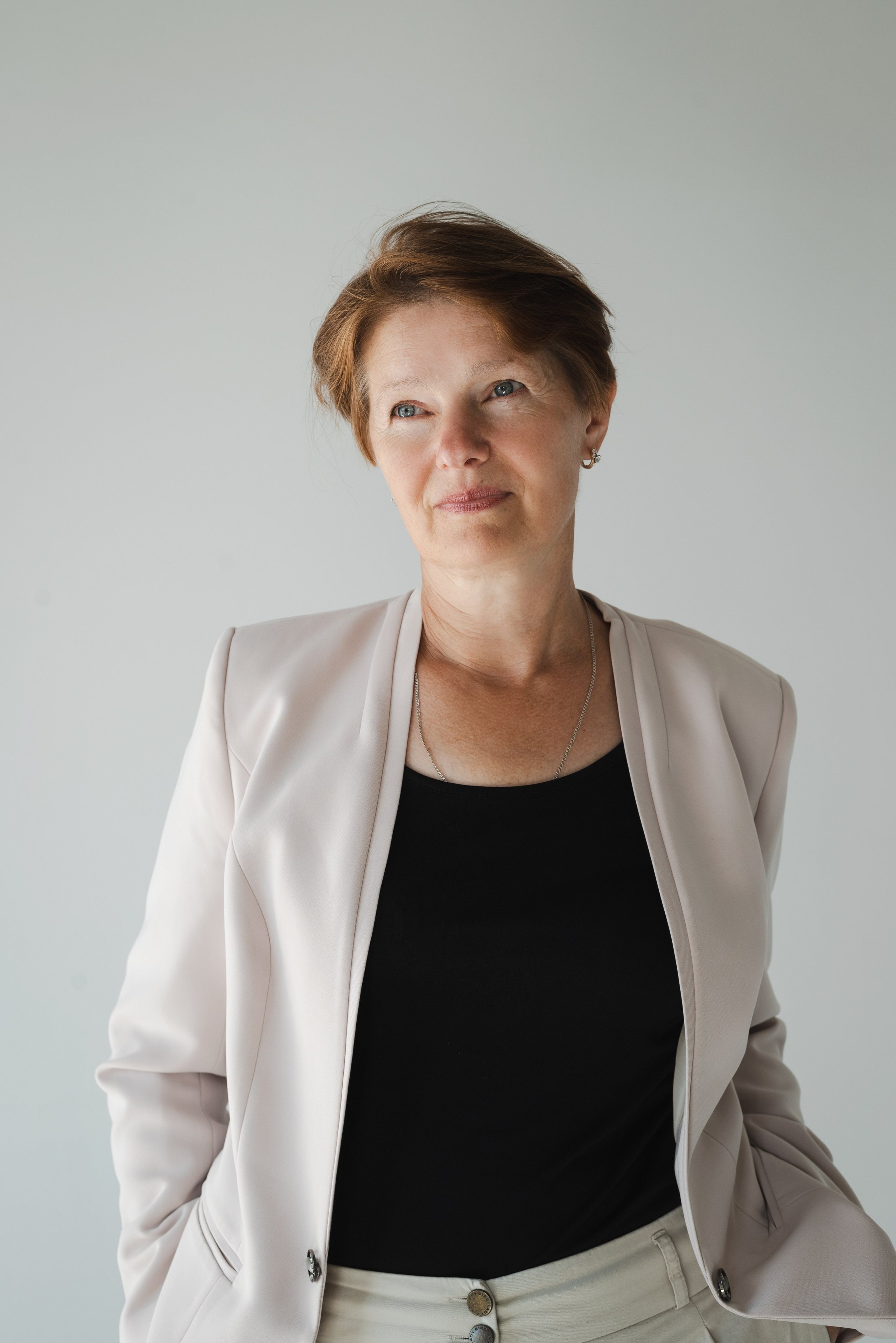 Семейная фотосессия минимализм. Фотограф в Воронеже. Портреты, контент, семейные сьемки