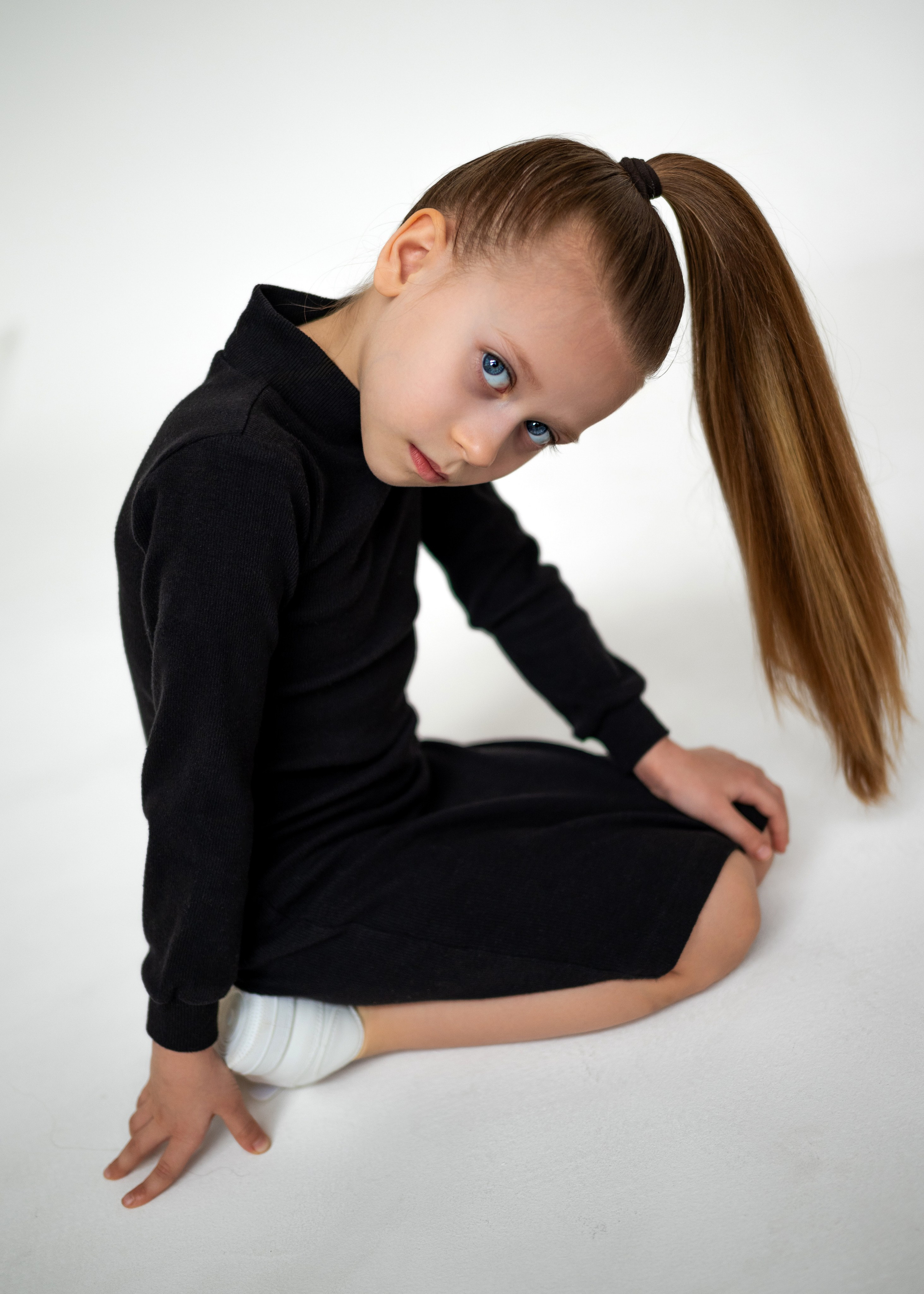 Модельное портфолио. Фотограф Москва Виктория Вишневская актерское / модельное портфолио