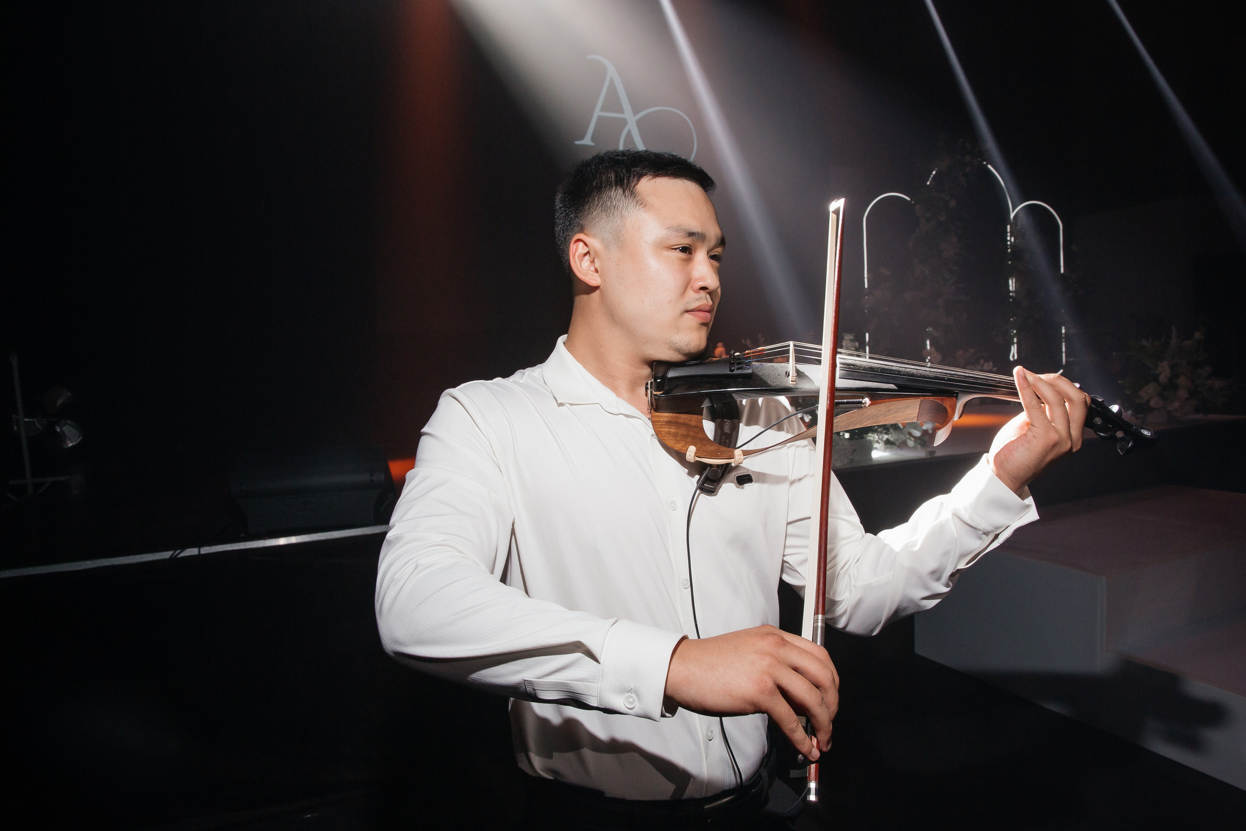 Уютная свадьба — Аскар и Катя на Марсовом поле. Свадебный фотограф в Оренбурге Илья Володьков