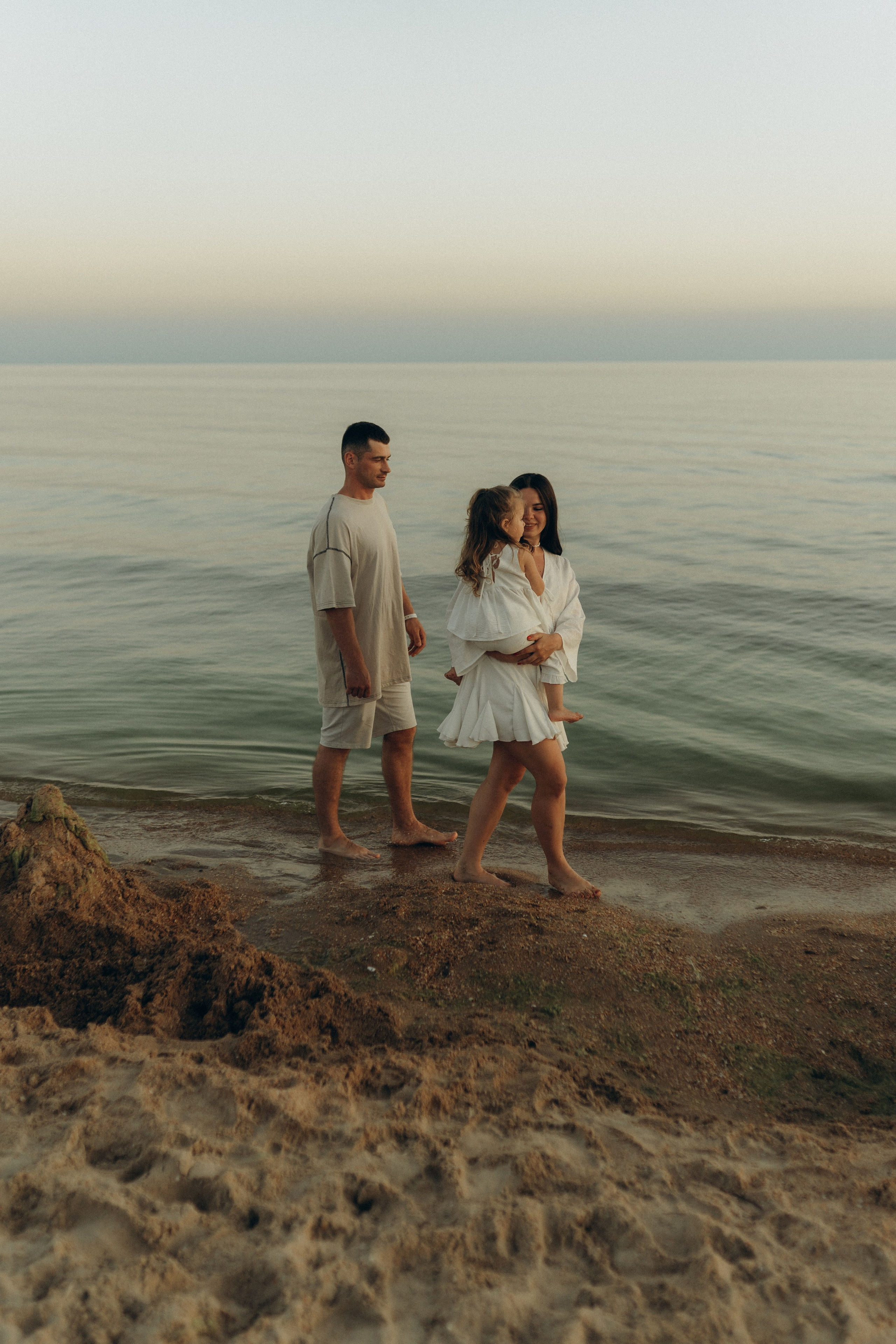 Приключения Аделины на море. Семейный lifestyle фотограф в Москве Рената Рафикова