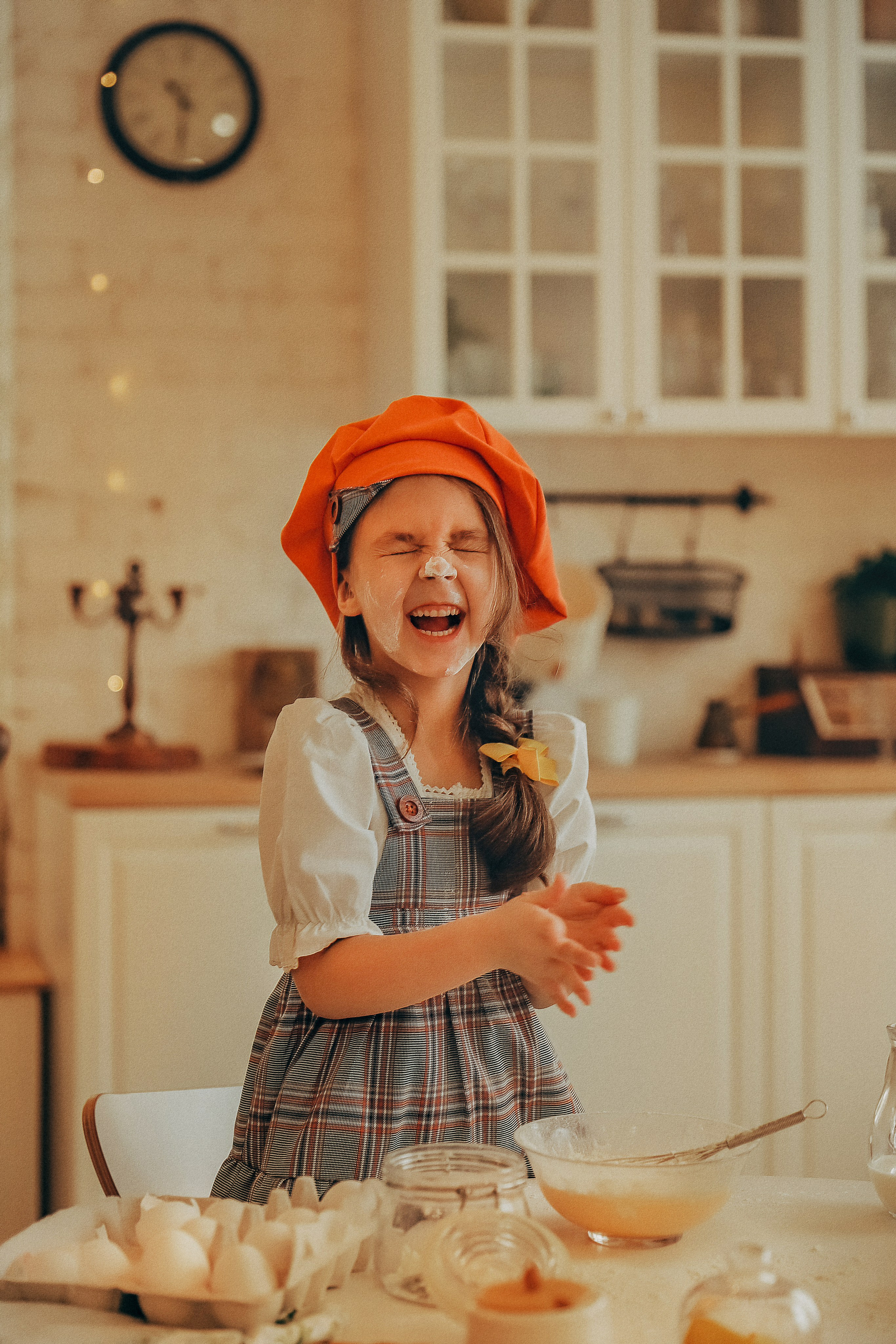Мила и пирог. Семейный и школьный фотограф в Самаре Екатерина Удиванкина