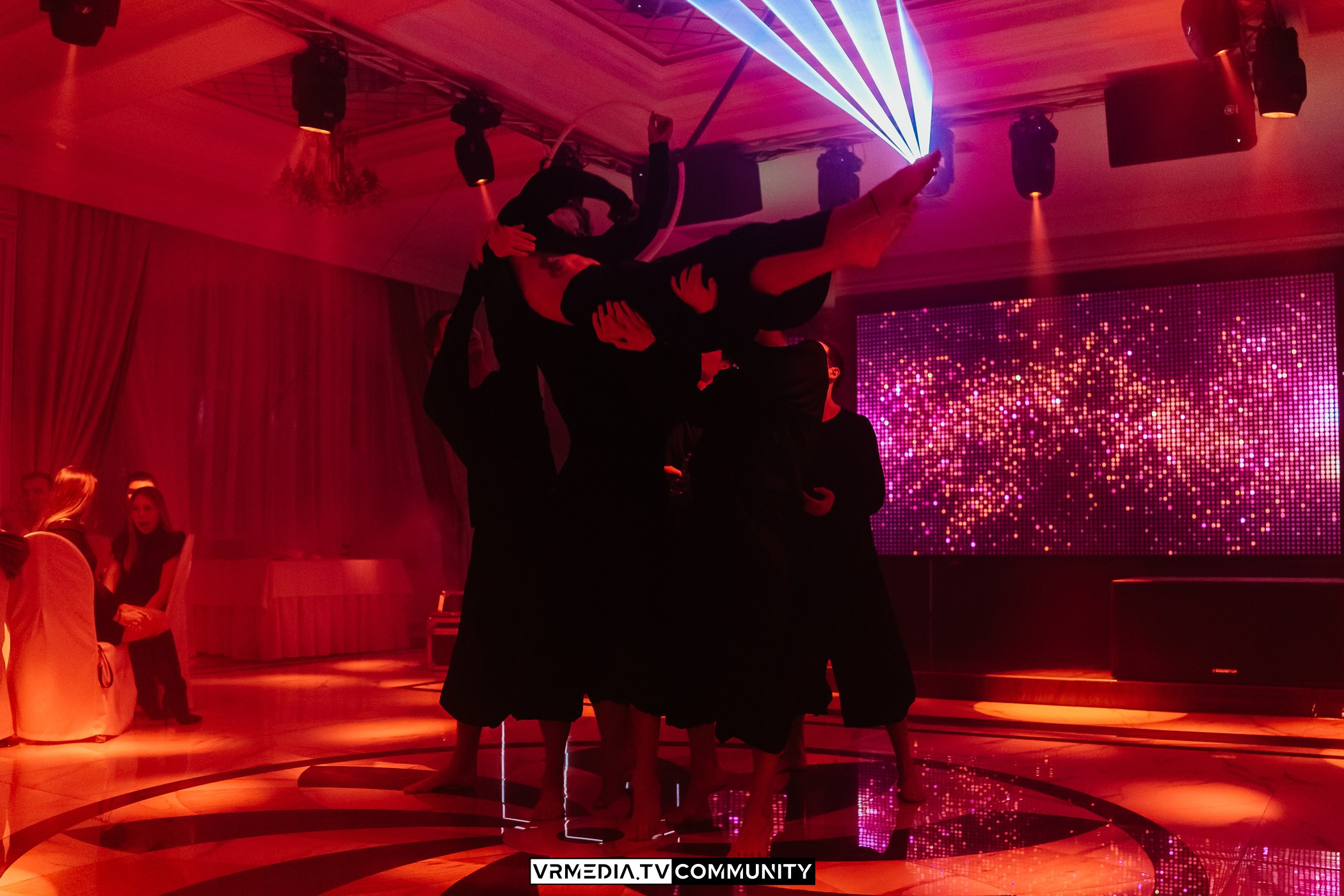 Международный женский день в ресторане «Лазурный Берег»