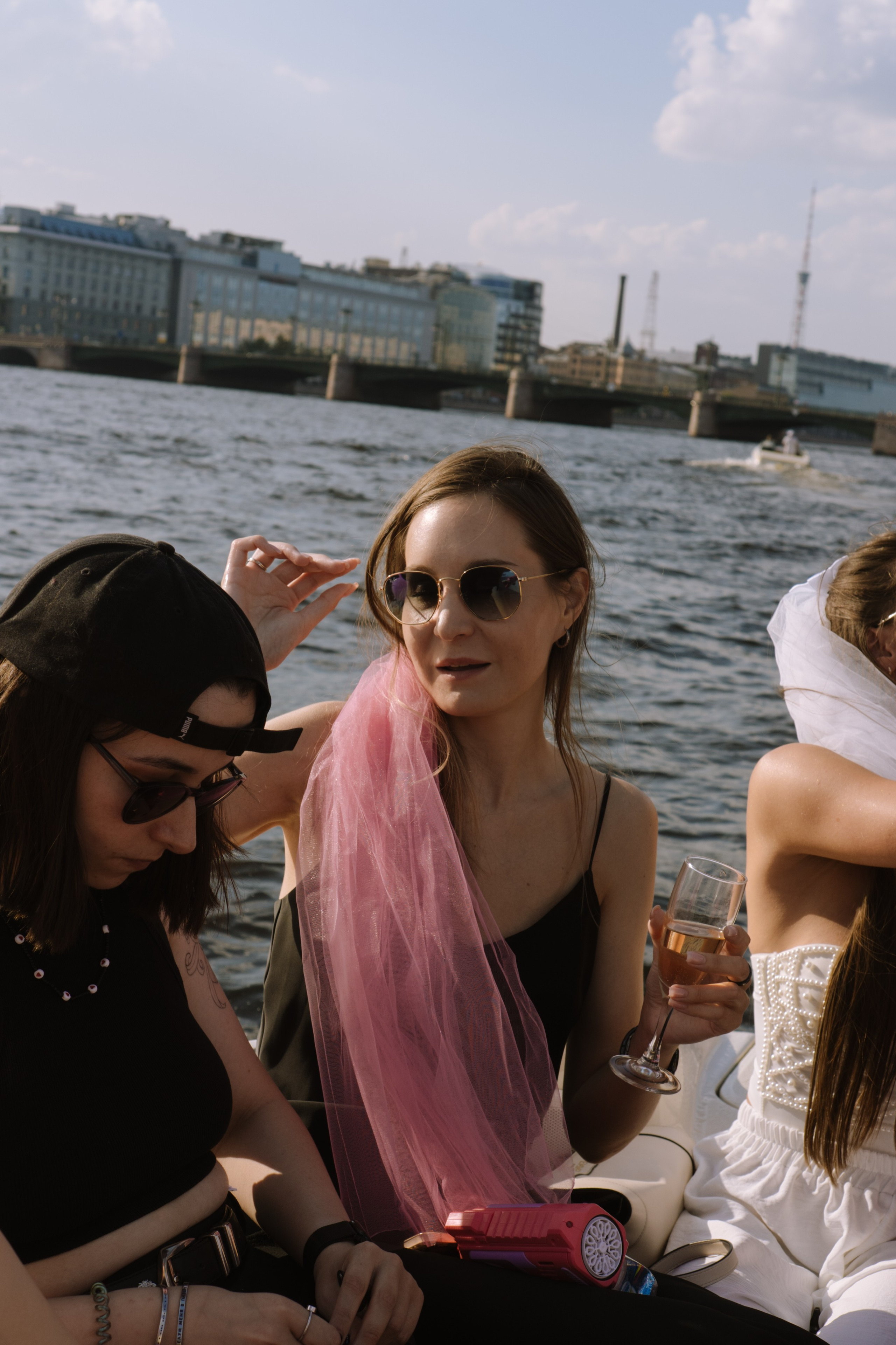 ДЕВИЧНИК НА КАТЕРЕ. Профессиональный фотограф, Санкт-Петербург — Виктория Богомолова