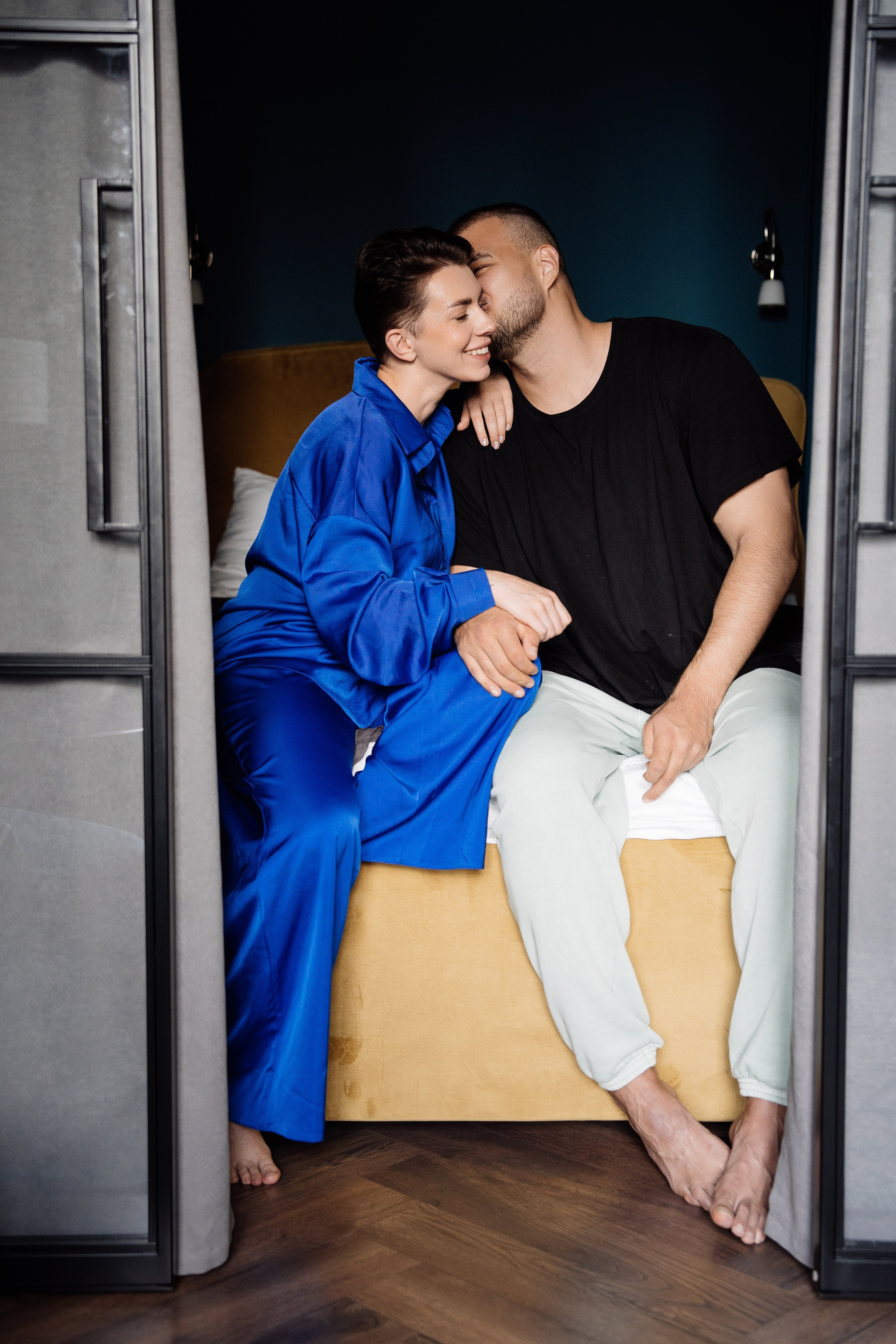 Свадьба в сошиал клабе. Свадебный фотограф организатор в Санкт-Петербурге Ассоль Опарина