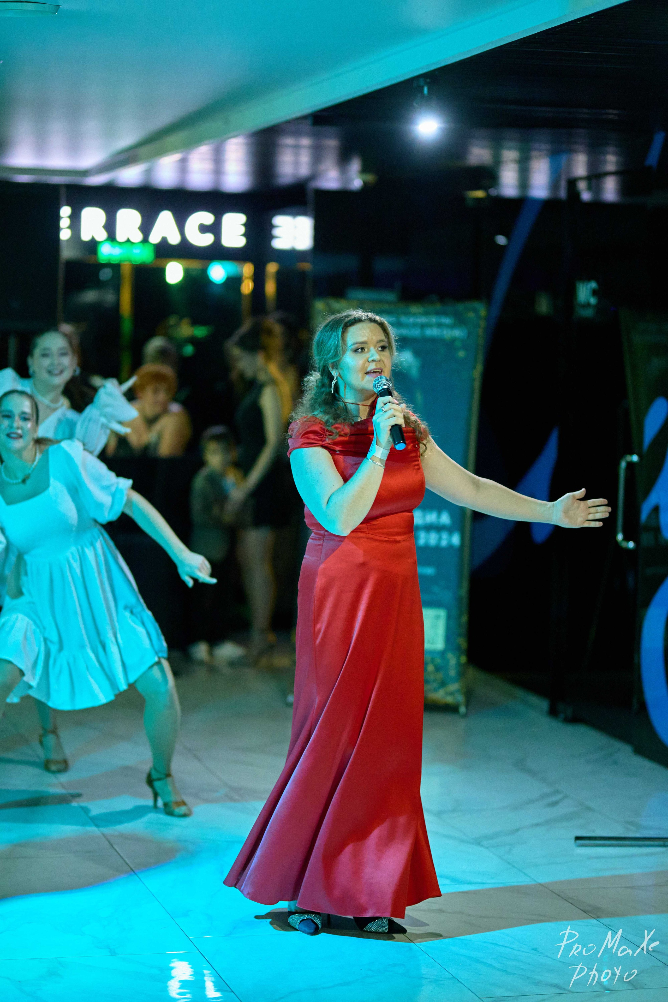 Зал КРАСА МАСС-МЕДИА ЧУВАШИИ. Владимир Суздалов (ProMaXe) — Портретный фотограф, тематические фотосессии в Чебоксарах