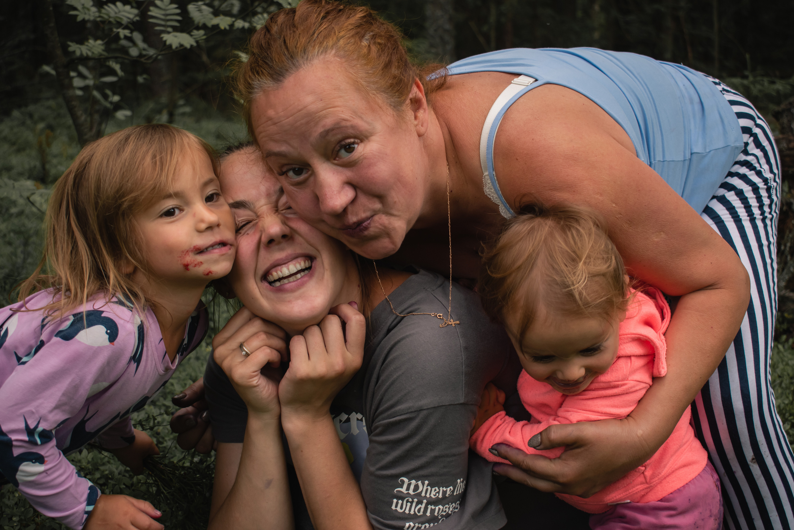 Сбор ягод. Gorskinadarya.ru