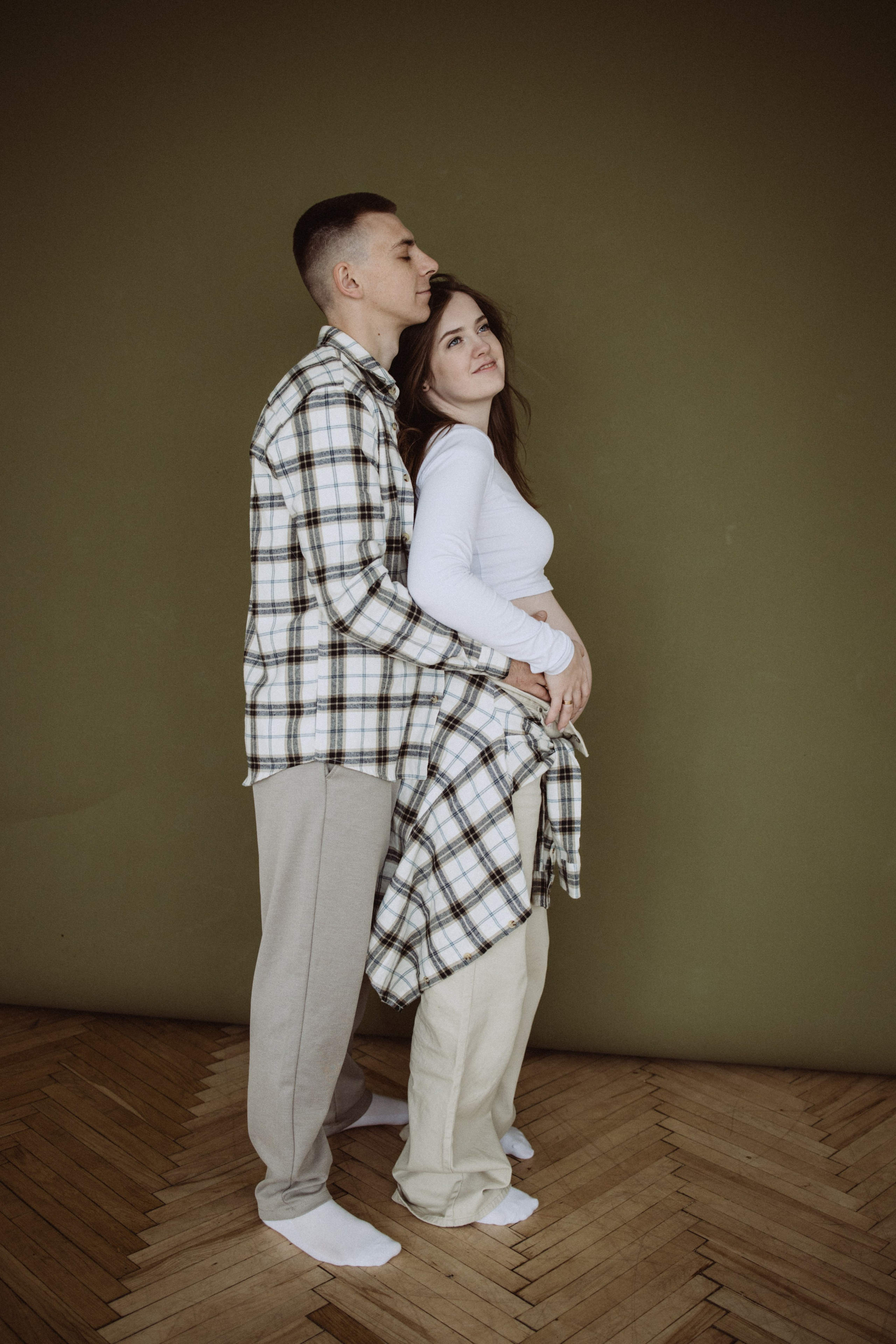 Фотосессия беременности в студии. Семейный фотограф в Минске — Алина Тиханович