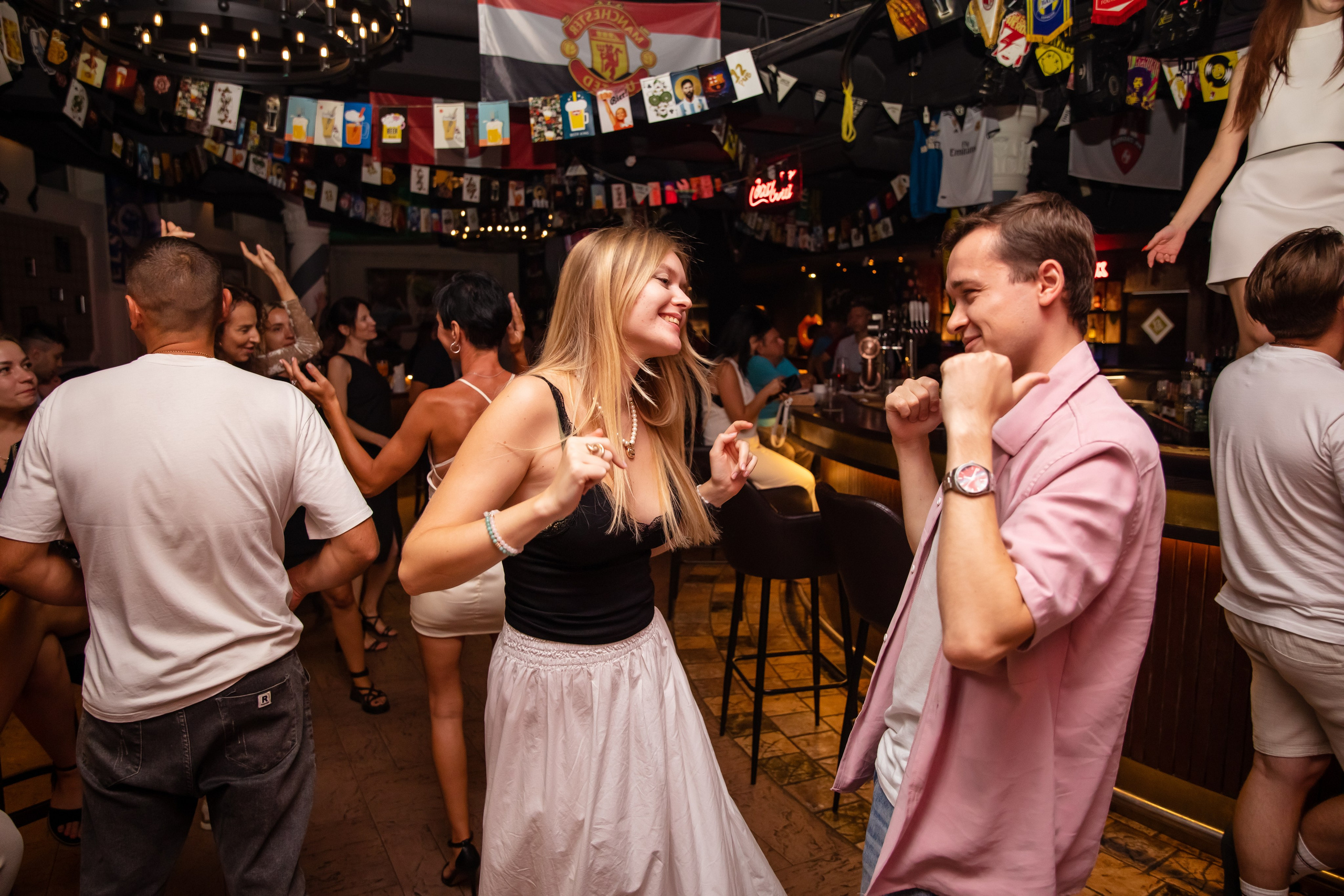 Паб 12. Репортажный фотограф Минск ❘ Костецкий Илья ❘ Беларусь