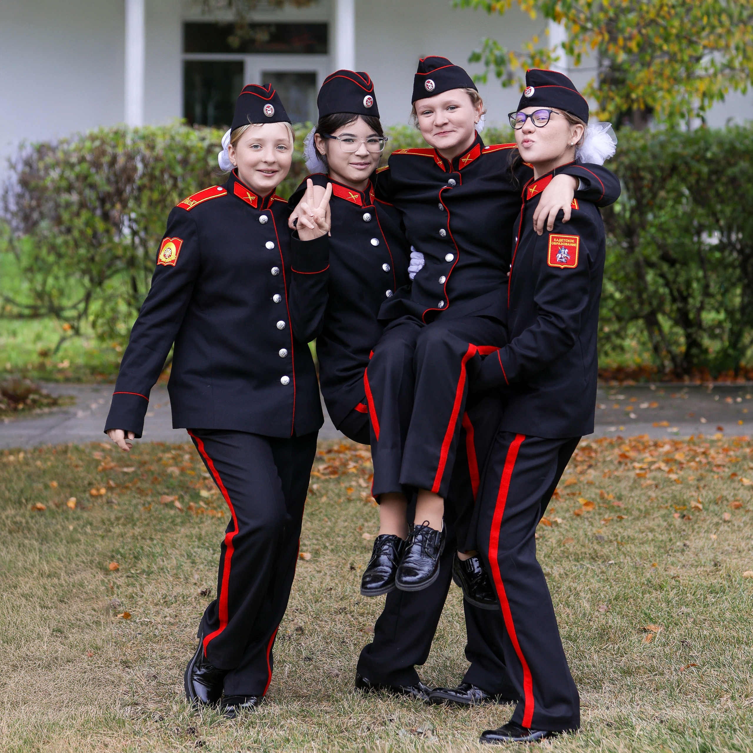 Школьная съемка. Выпускные альбомы и школьный фотограф в Подольске, Троицке, Щербинке, Москве и Московской области