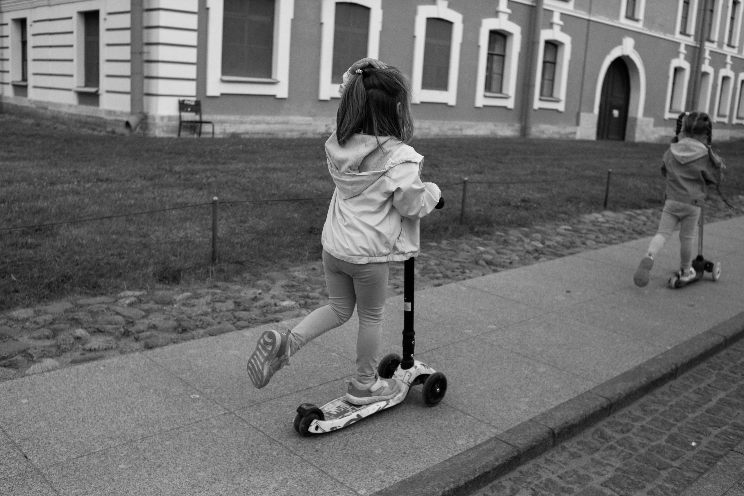 Алиса и Кристина. Детский и семейный фотограф в Челябинске Логинова Валерия