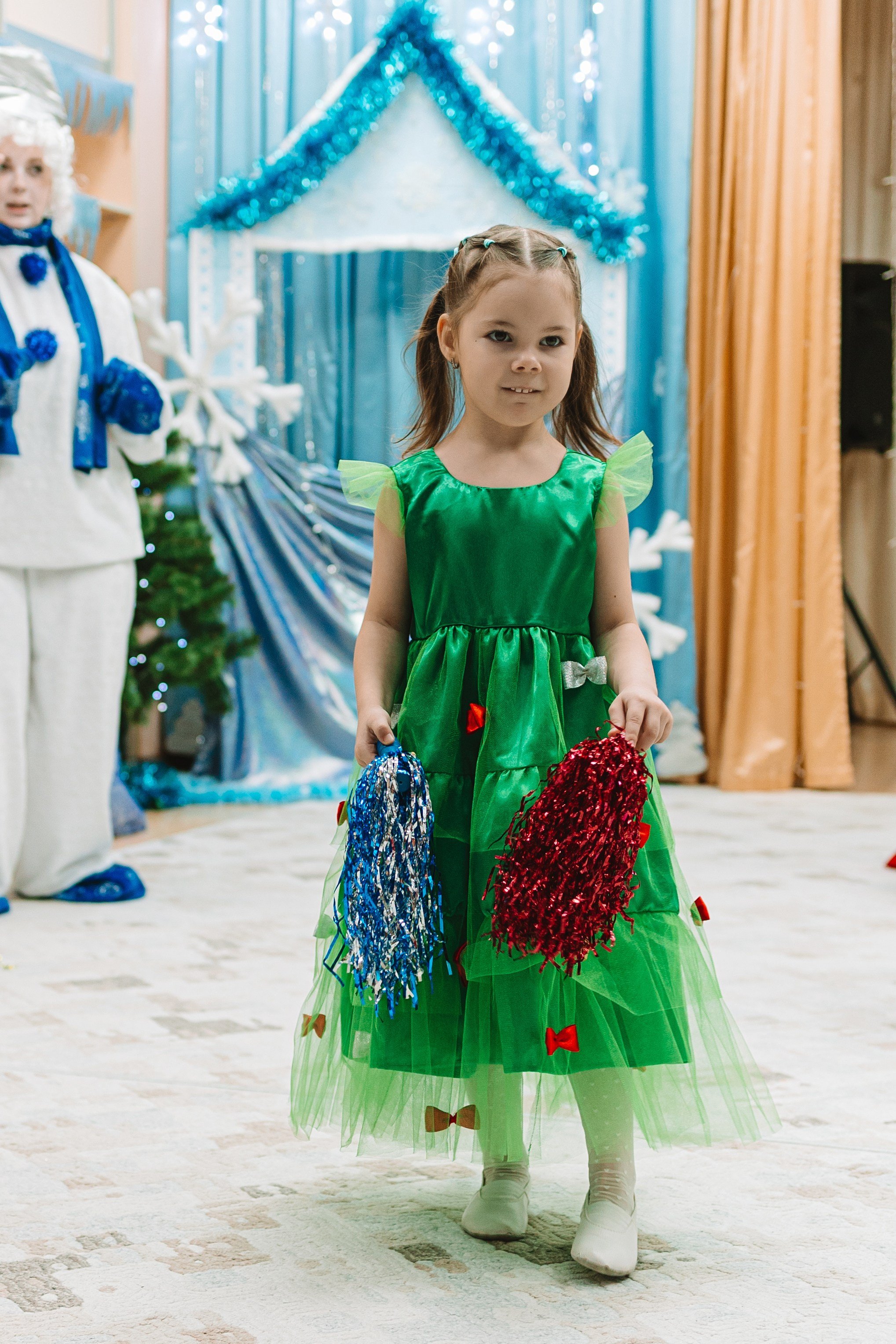 Утренник+портреты. Семейный фотограф Тюмень, фотограф на роды Салмина Мария