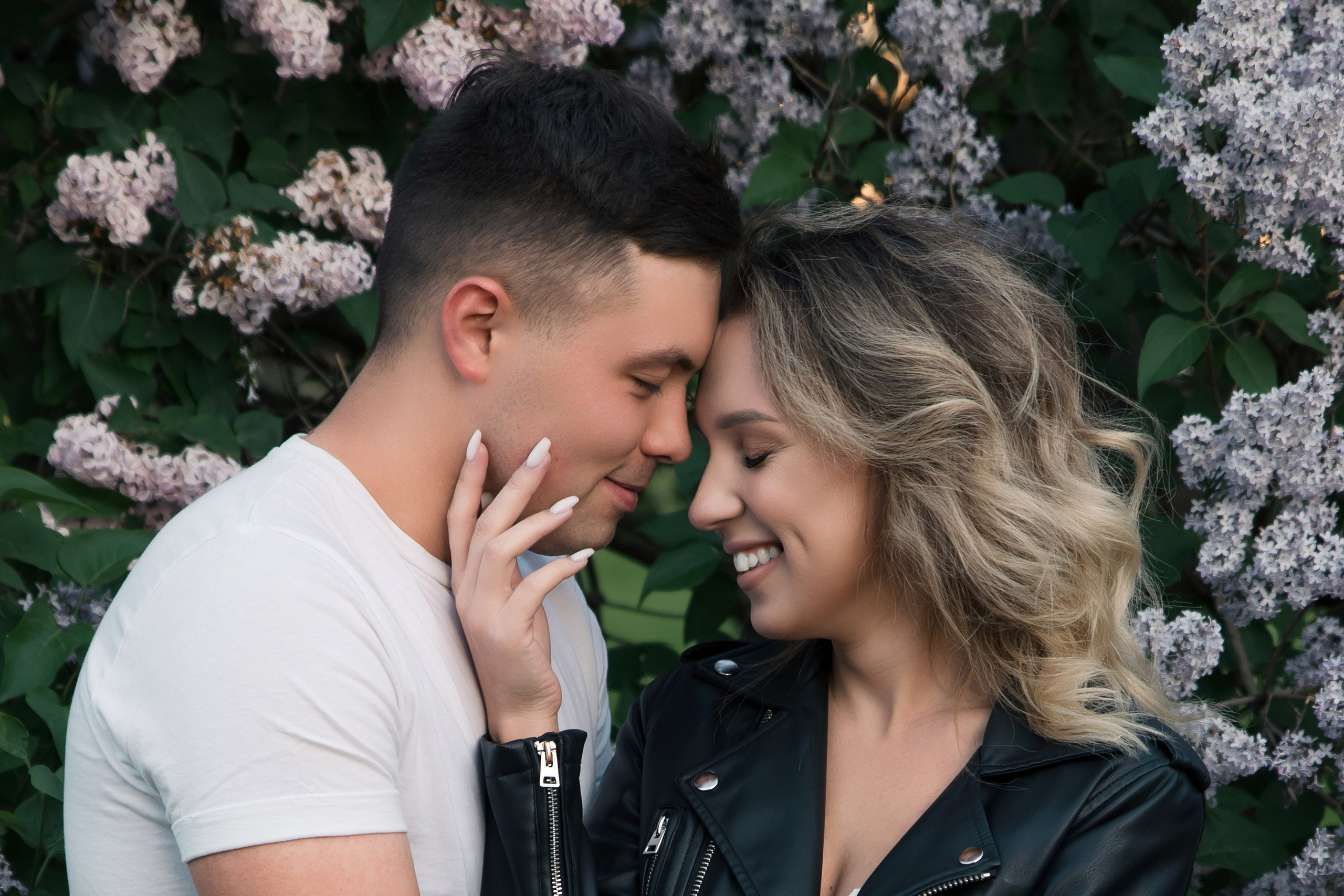 Love story сирень Ульяна и Никита. Саенко Людмила Фотограф из Тулы