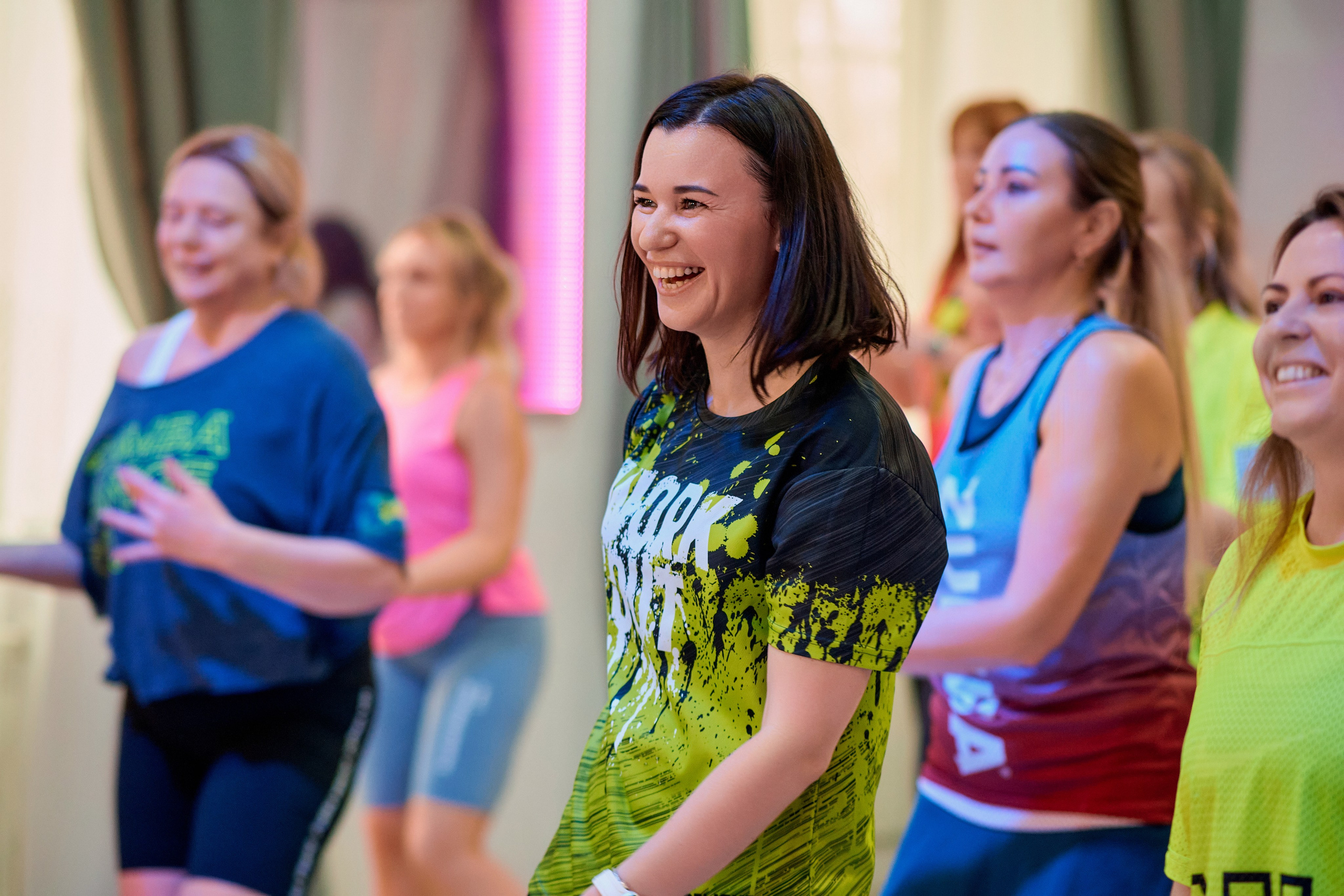 Благотворительная тренировка ЗУМБА. Арт-кафе «Чайка». Фотограф Таганрог Анна Трайжон