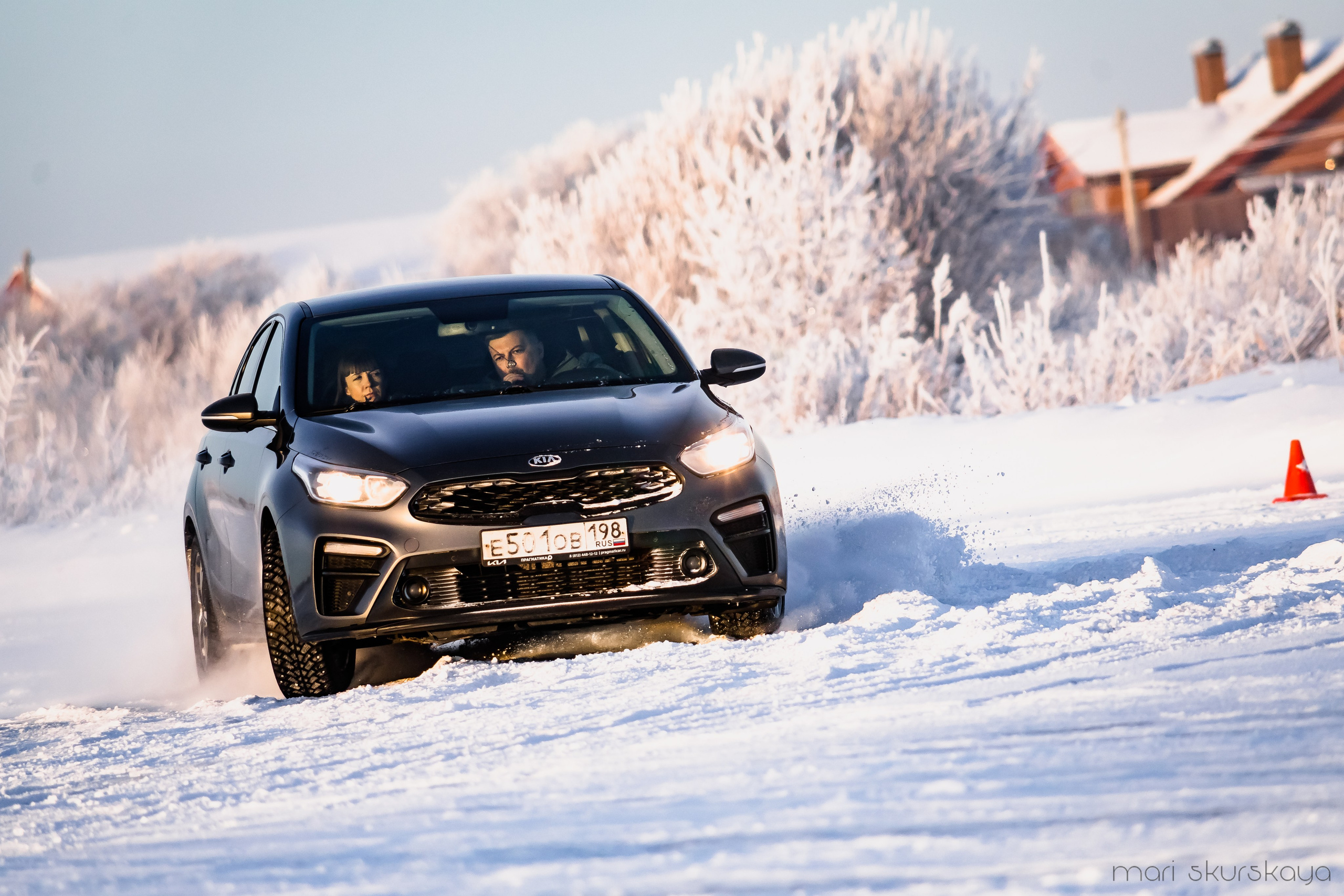 Контраварийная практика вождения автомобиля. Мотофотограф в Санкт-Петербурге Мария Скурская