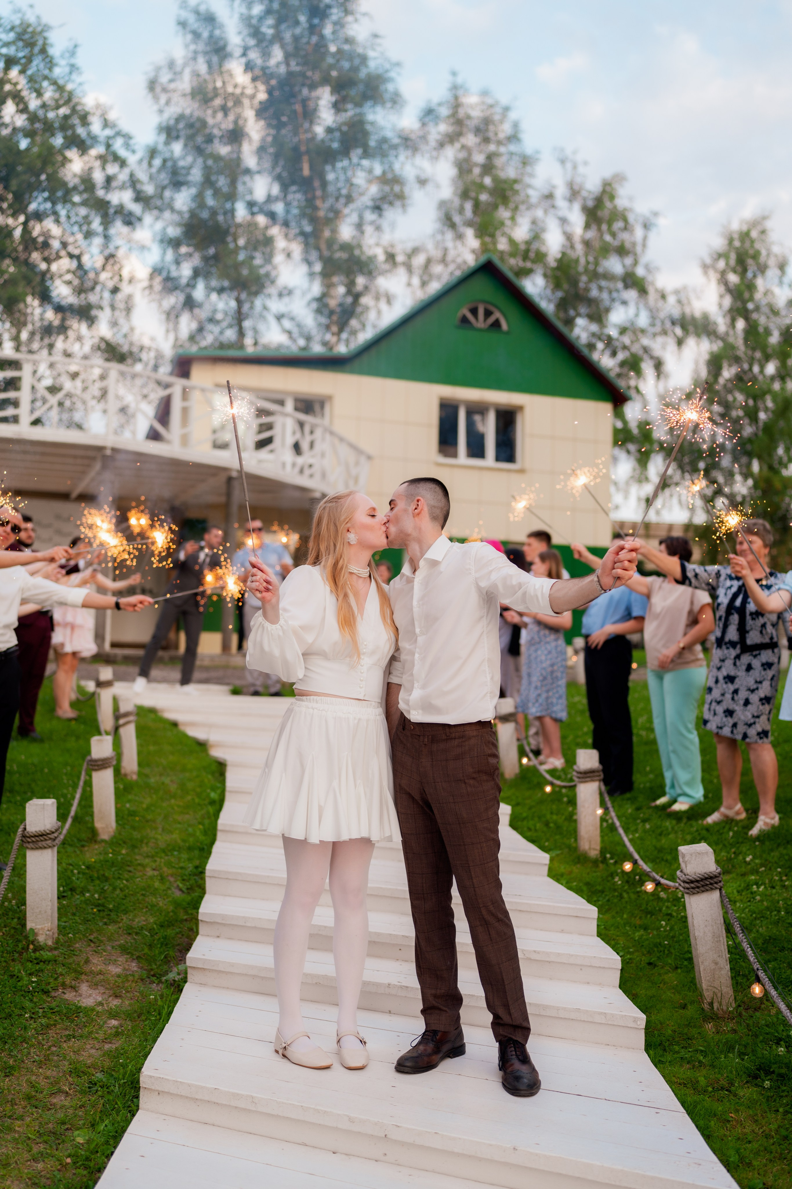 Денис и Надежда. Венчание + свадебный банкет. Свадебный фотограф Москва