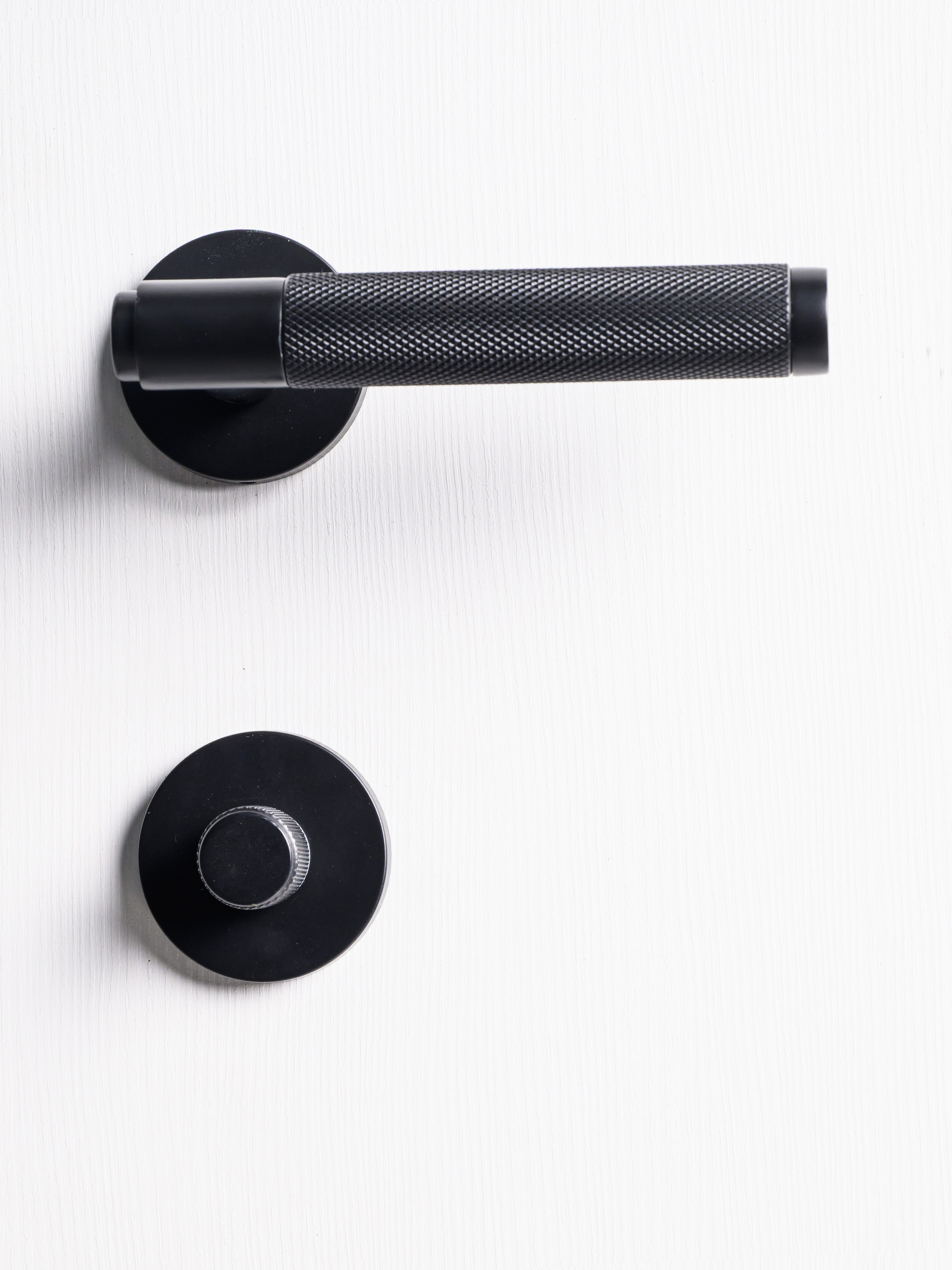 Фотографии дверных ручек Armadillo. Профессиональная фотосъемка. Ростов-на-Дону