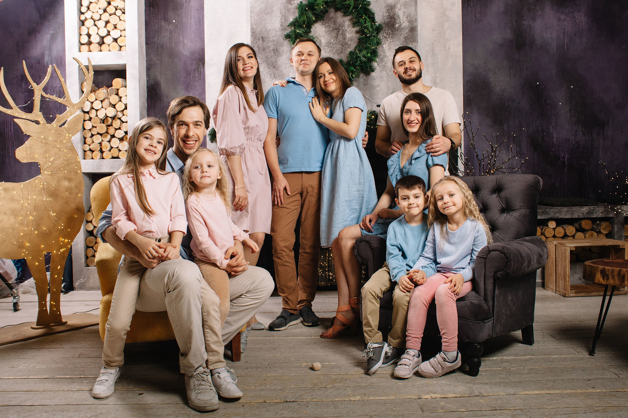 Новогодние семейные фотосессии в фотостудии. Семейный и свадебный фотограф в Майкопе Михаил Мартиросян