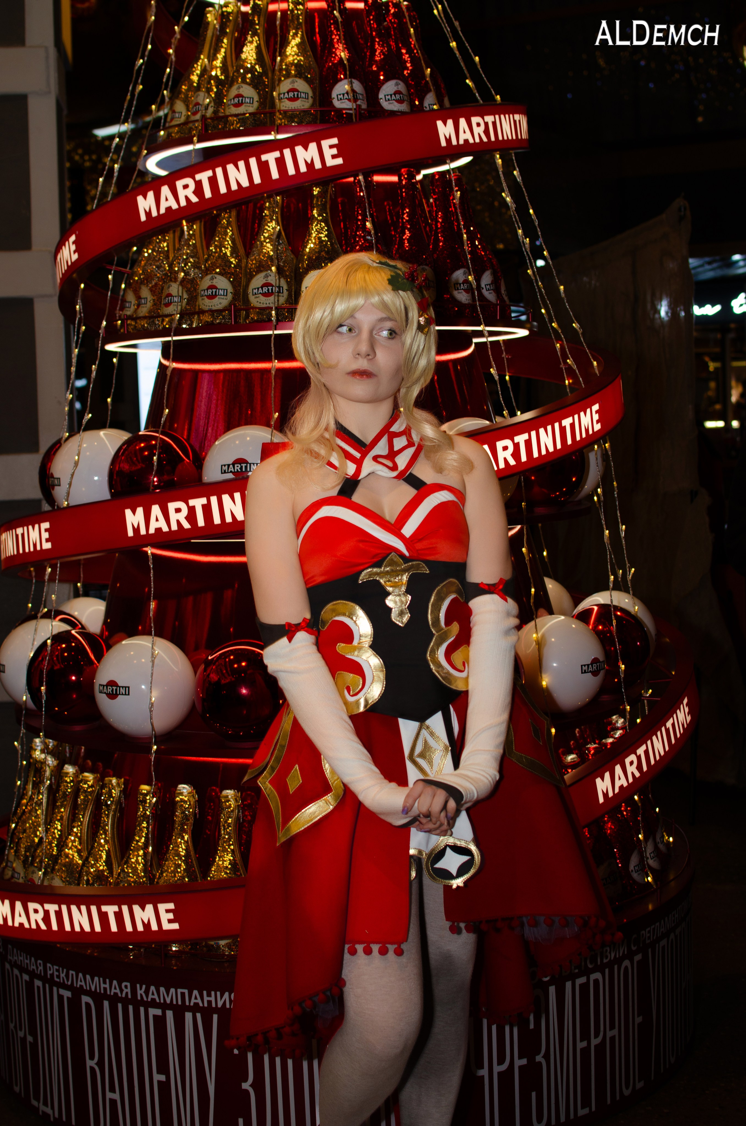 Аниме картинки персонажей и косплей фото в России Москве