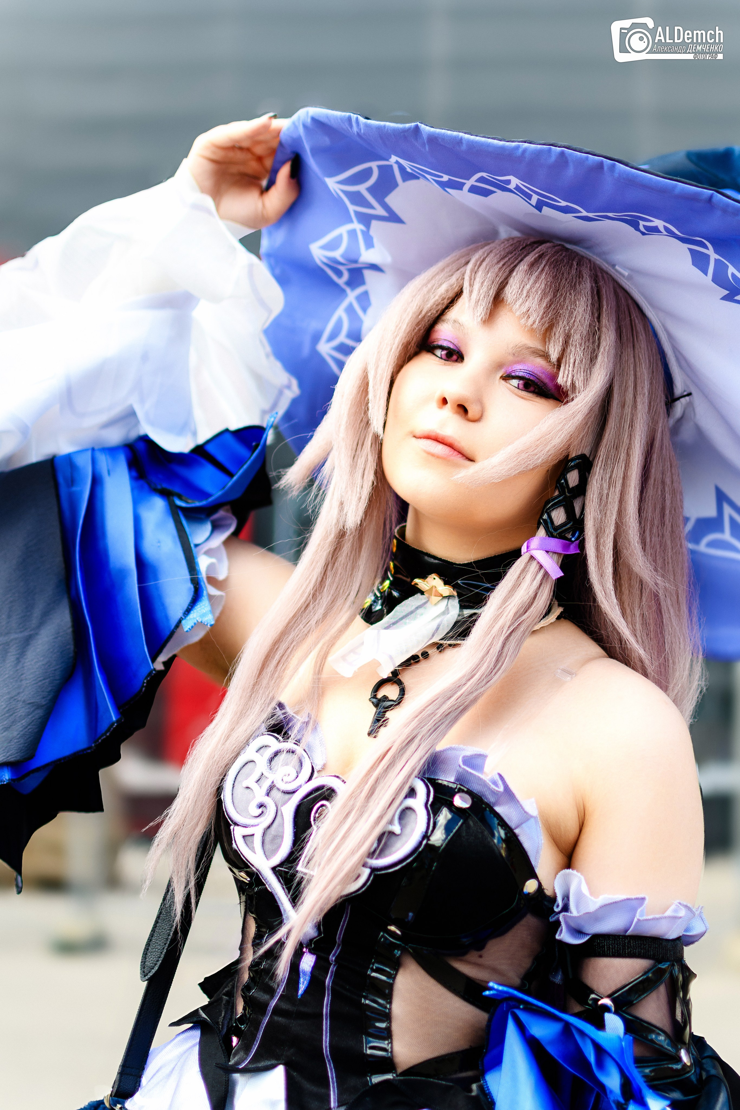 Аниме картинки персонажей и косплей фото в России Москве