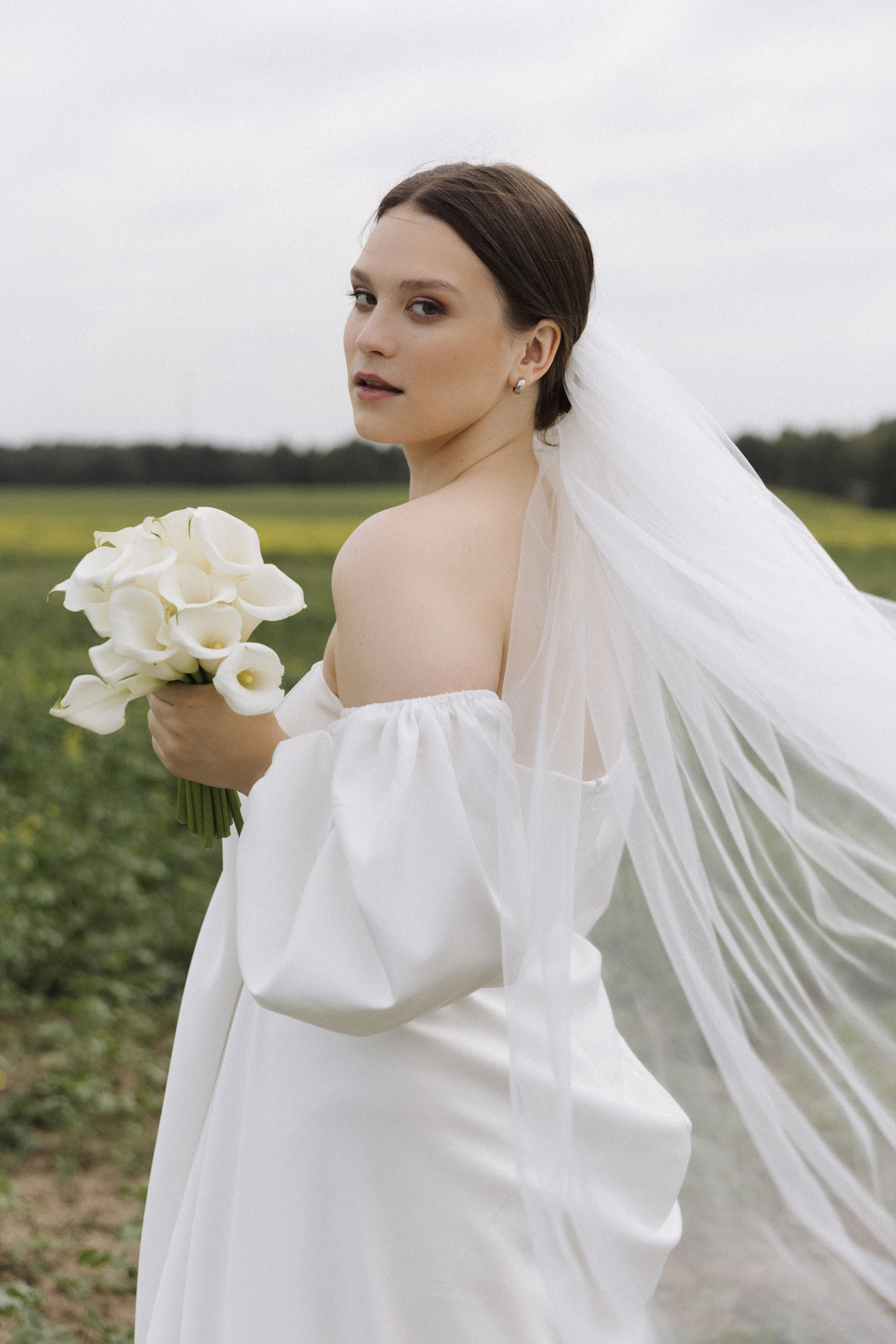 Единое целое. Э Т О М Ы