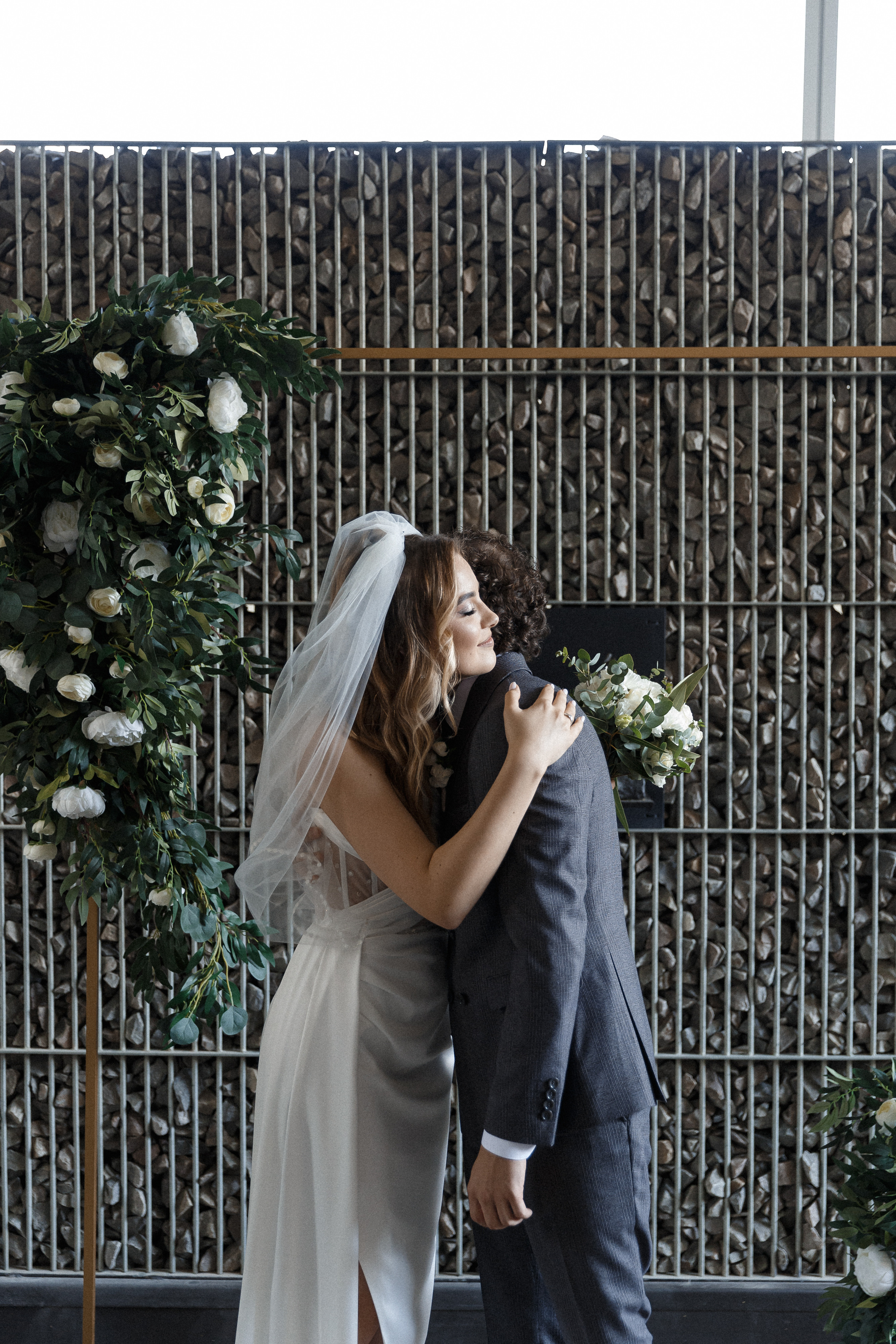 Тушите пожар. Э Т О М Ы