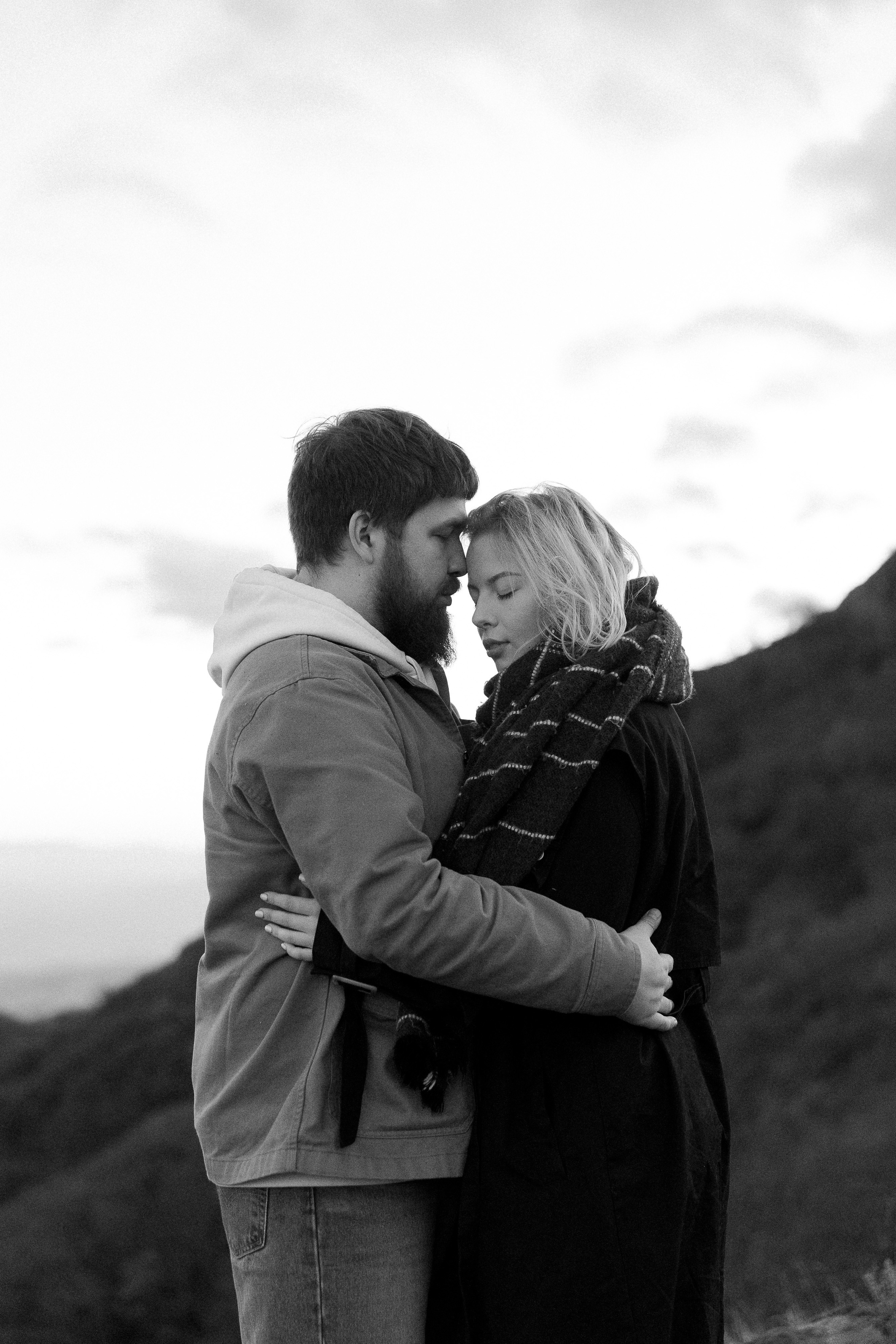 Особенное чувство. Э Т О М Ы