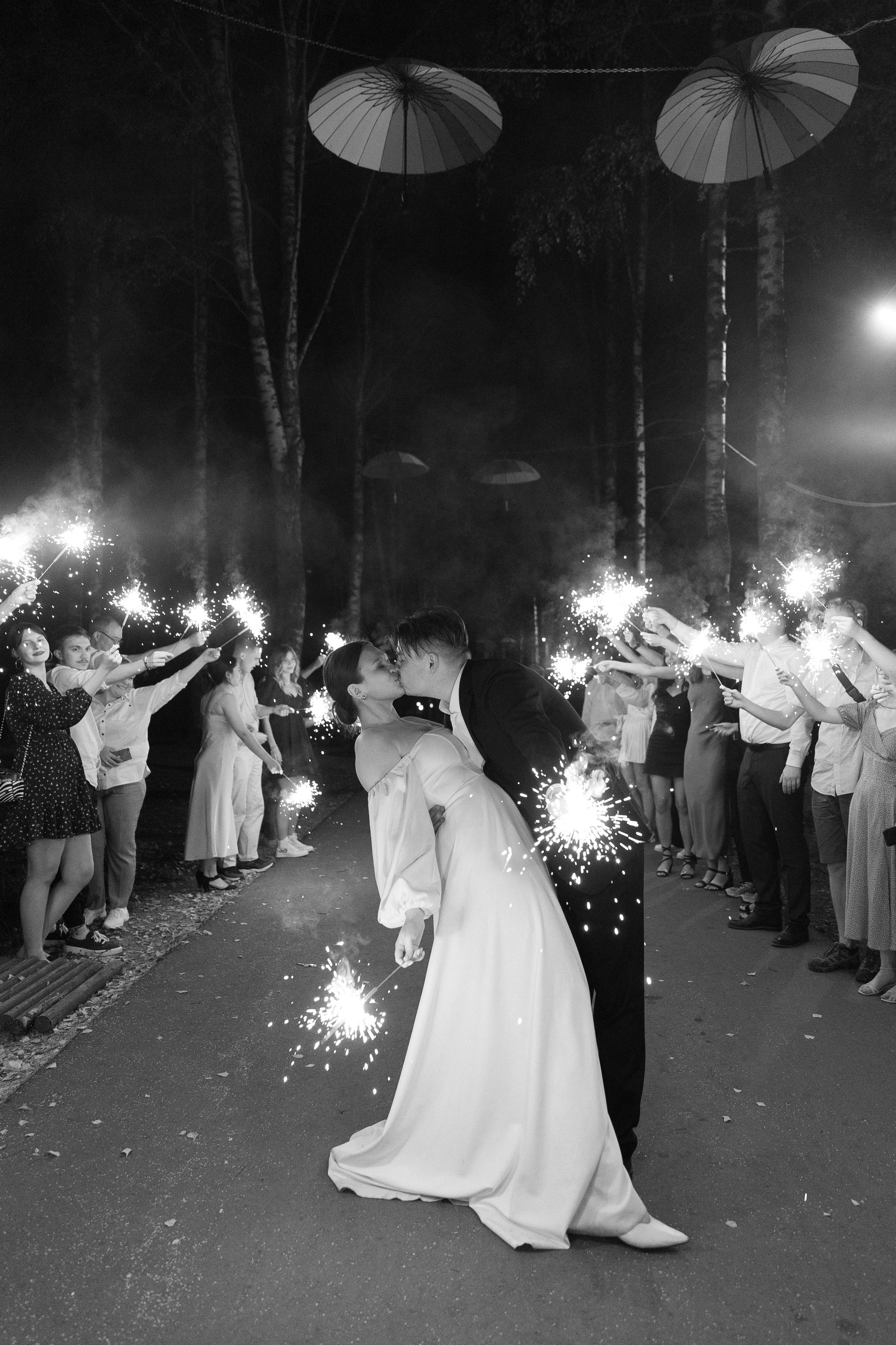 Единое целое. Э Т О М Ы