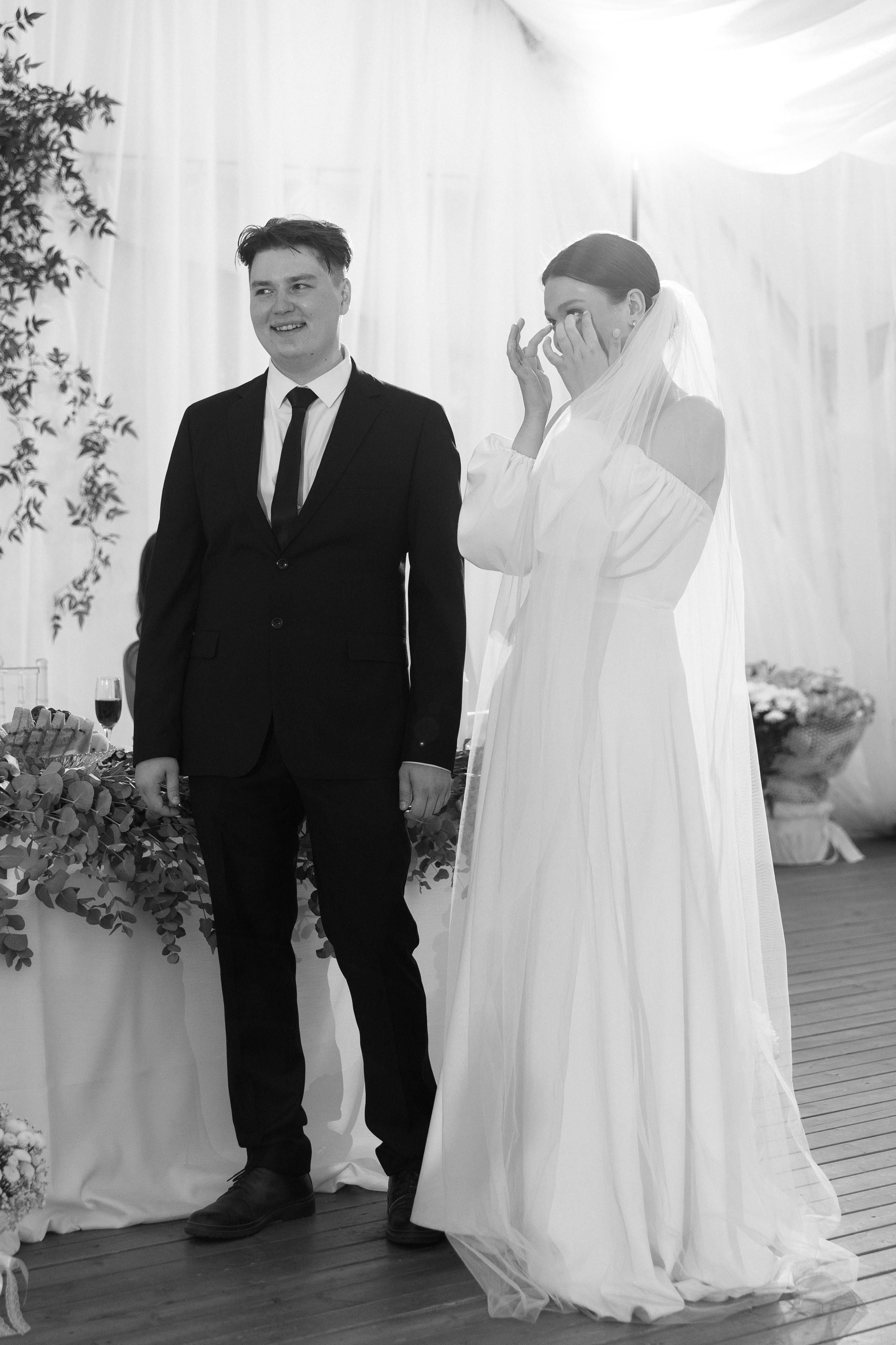 Единое целое. Э Т О М Ы