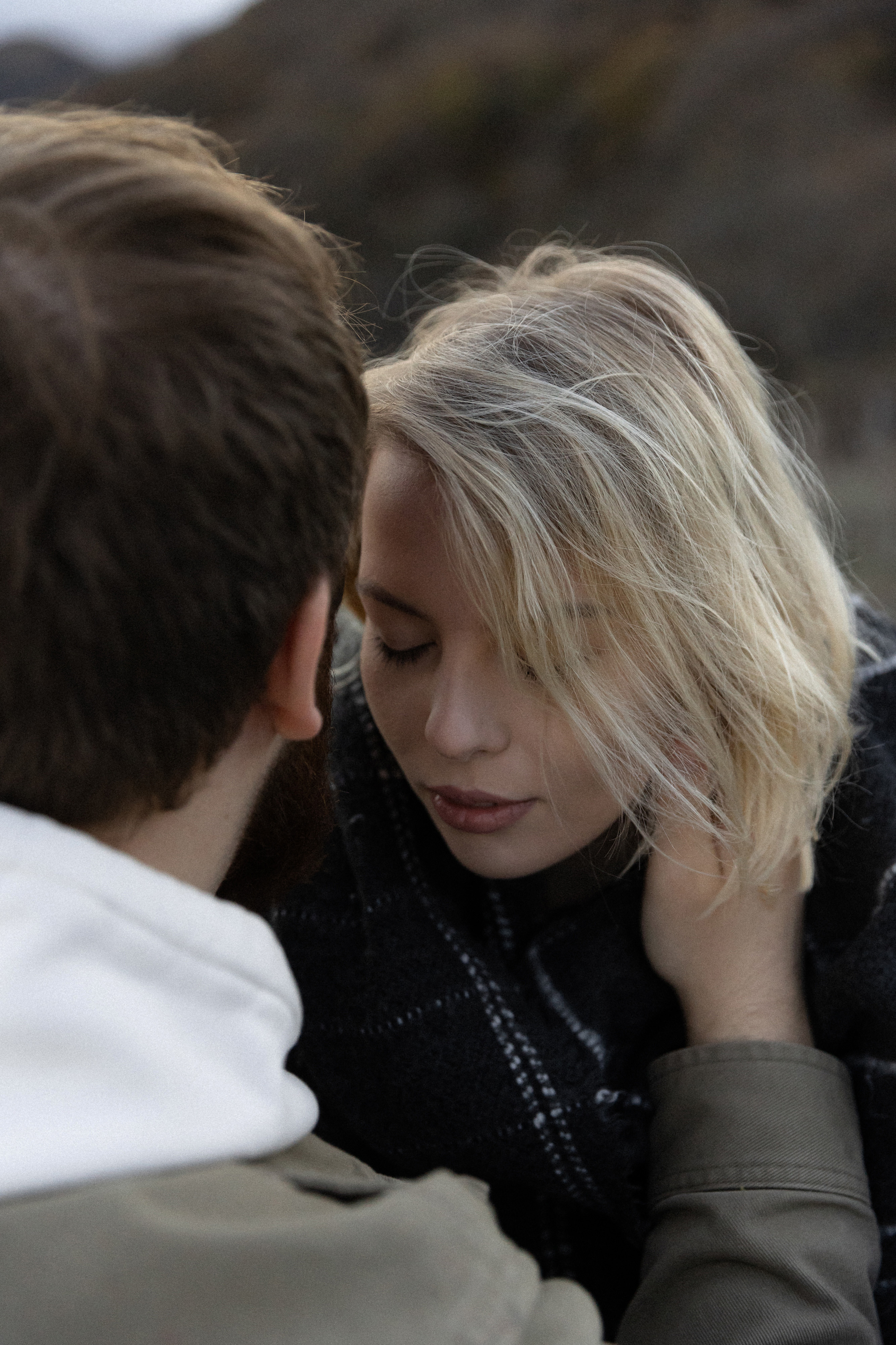 Особенное чувство. Э Т О М Ы