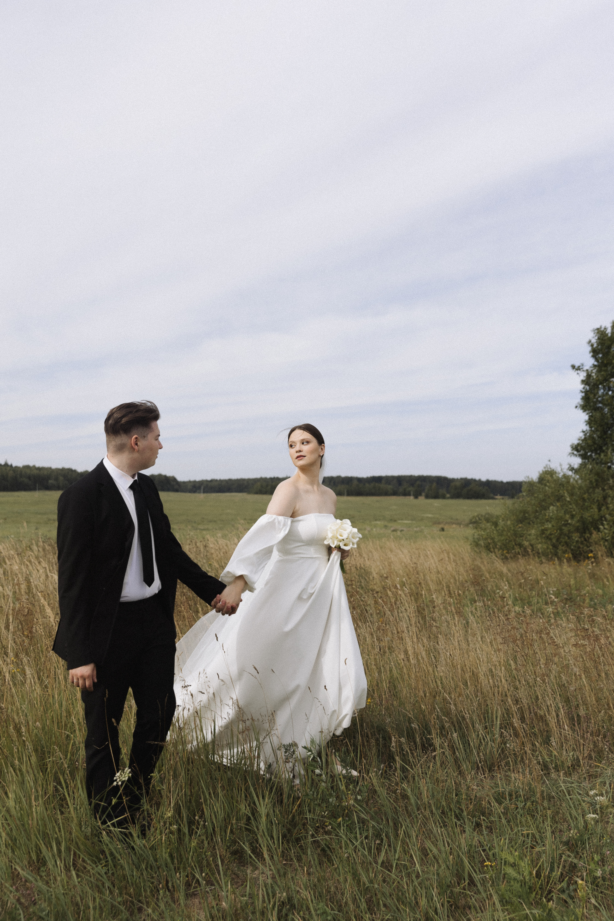 Единое целое. Э Т О М Ы