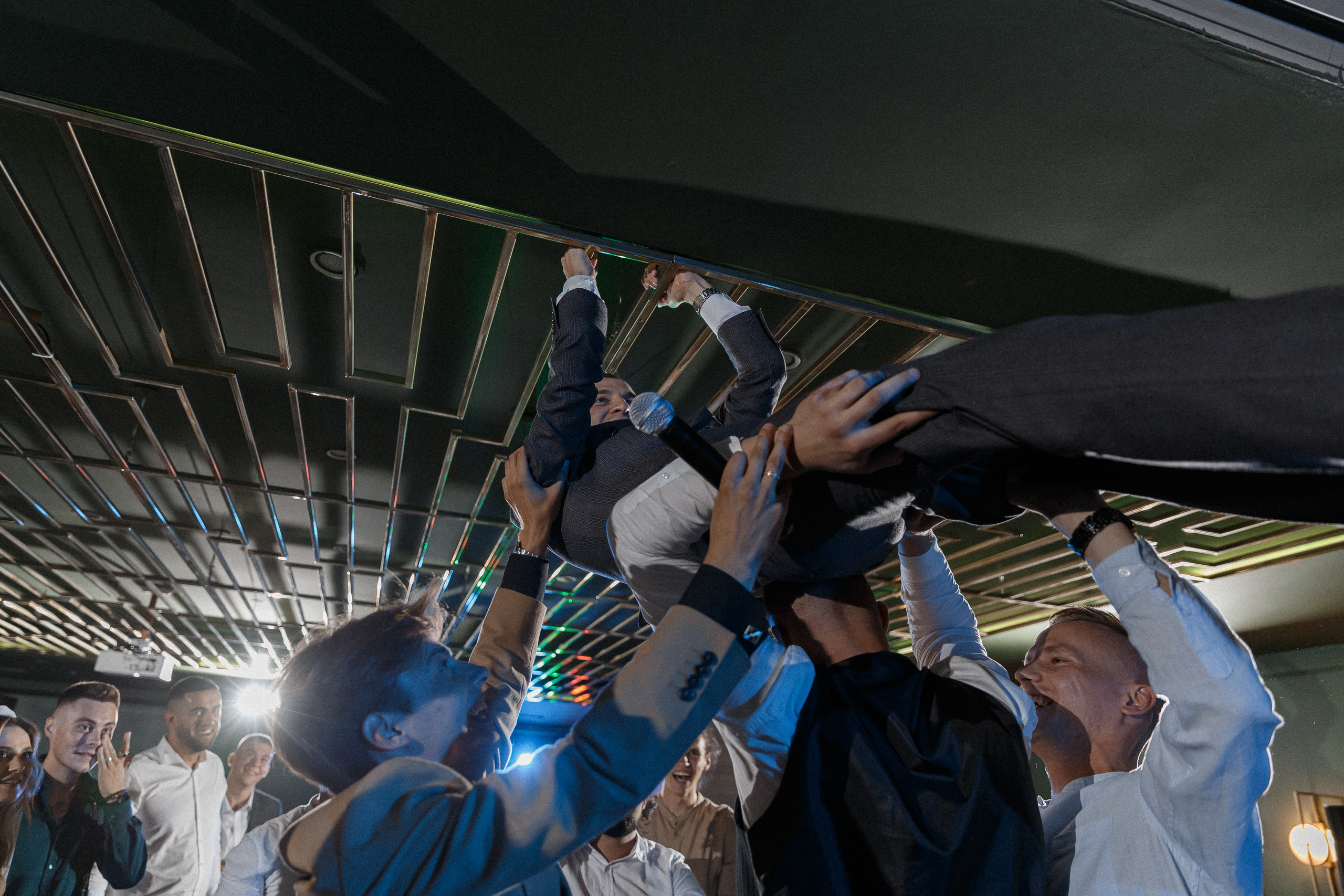 Тушите пожар. Э Т О М Ы