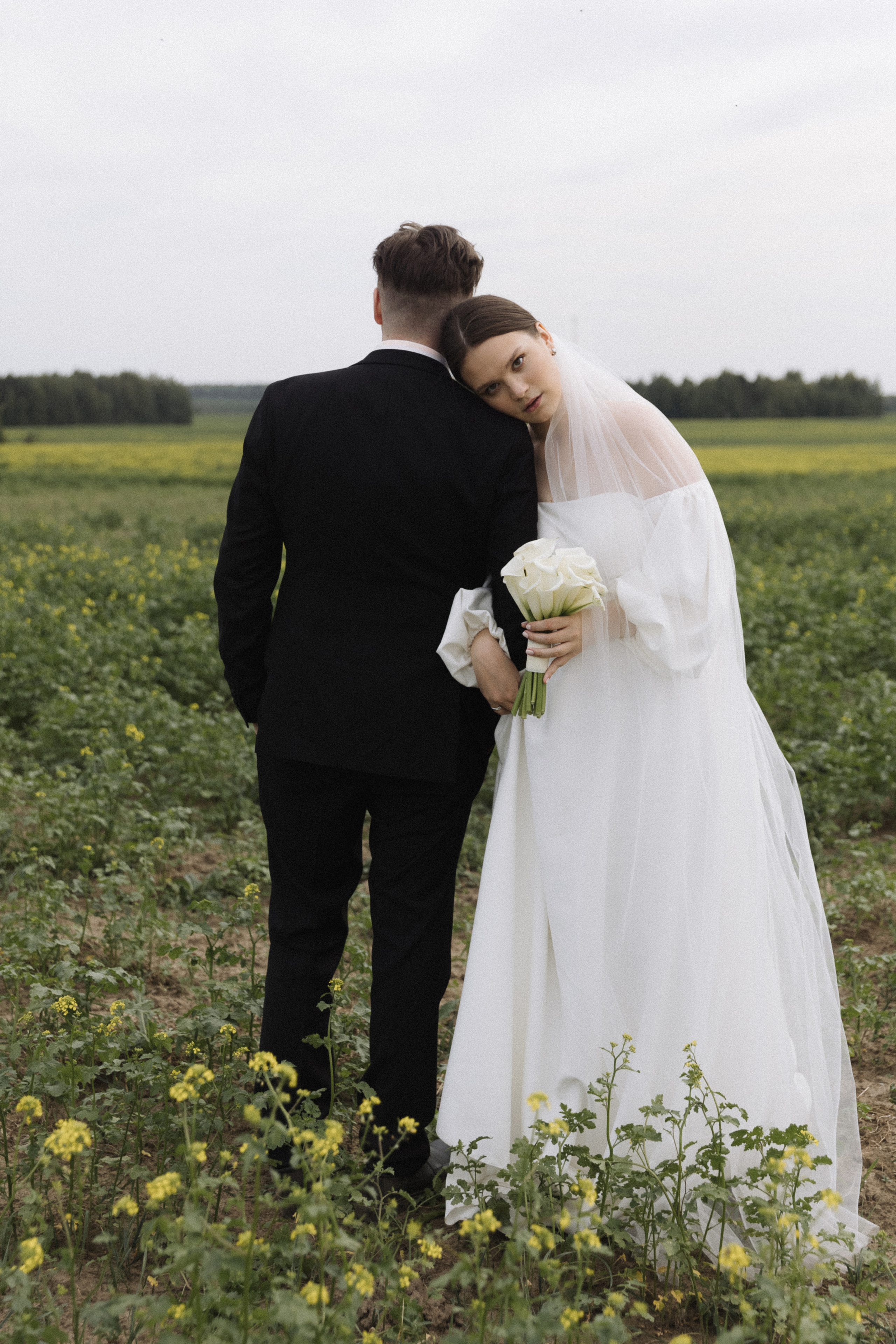 Единое целое. Э Т О М Ы