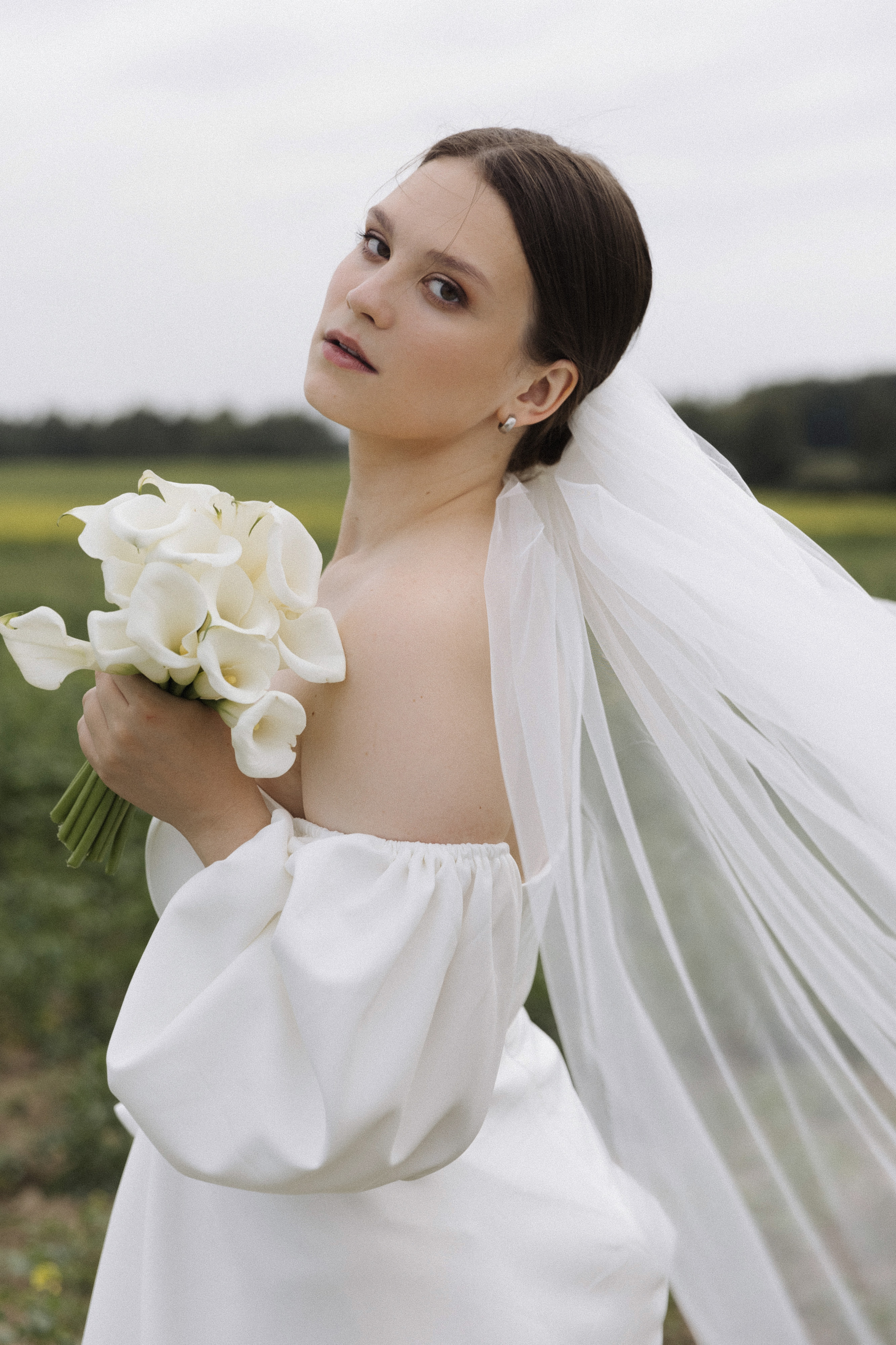 Единое целое. Э Т О М Ы