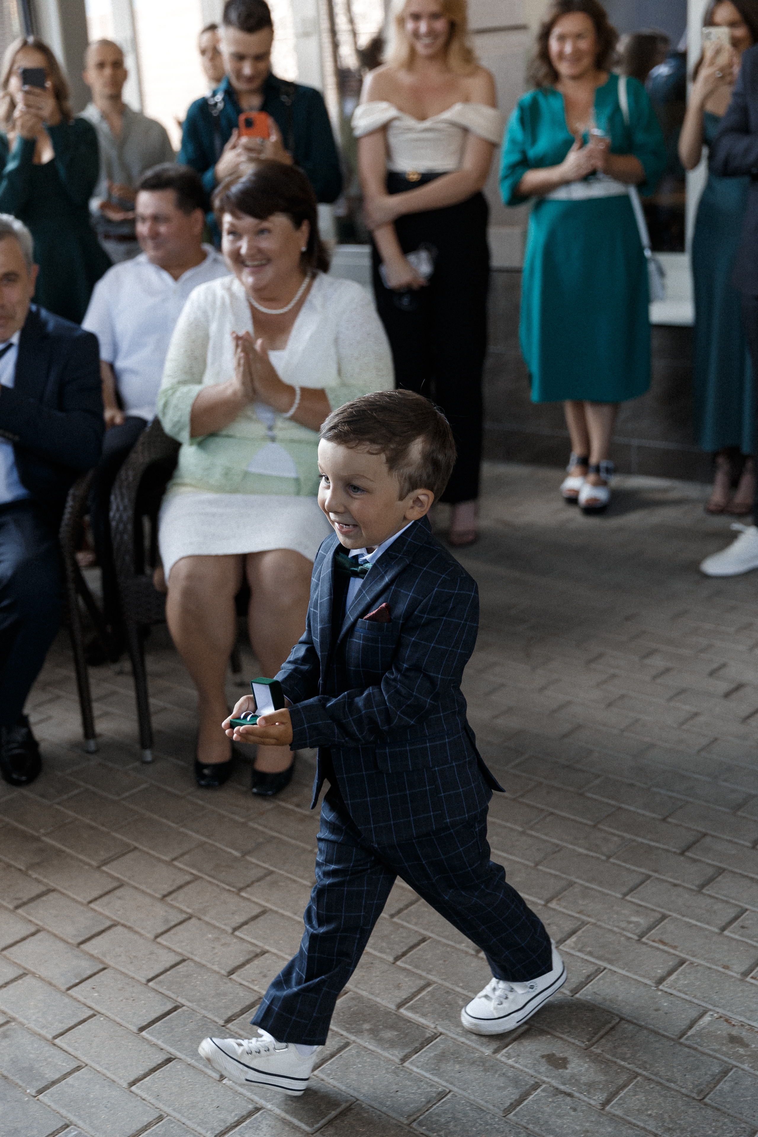 Тушите пожар. Э Т О М Ы