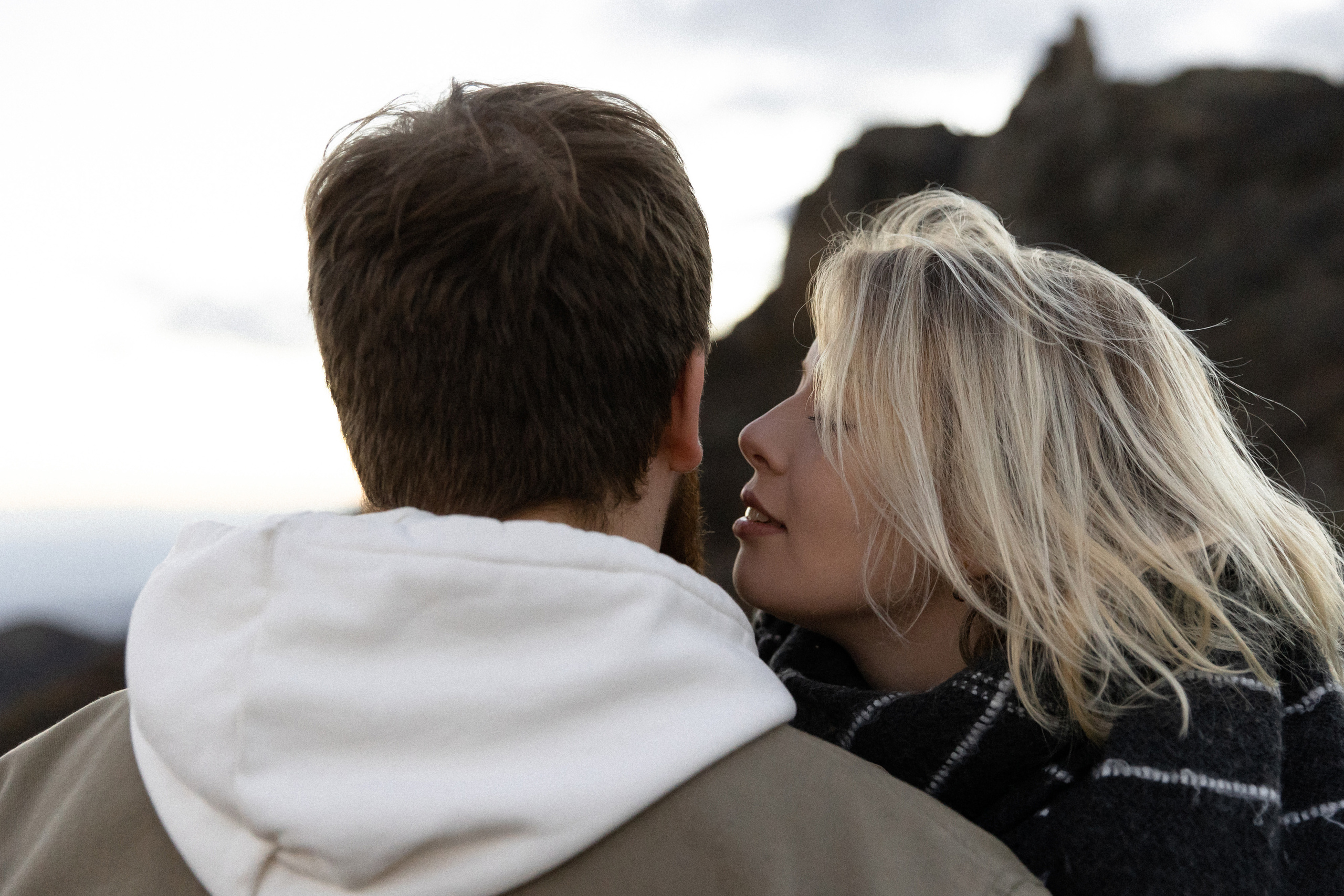 Особенное чувство. Э Т О М Ы