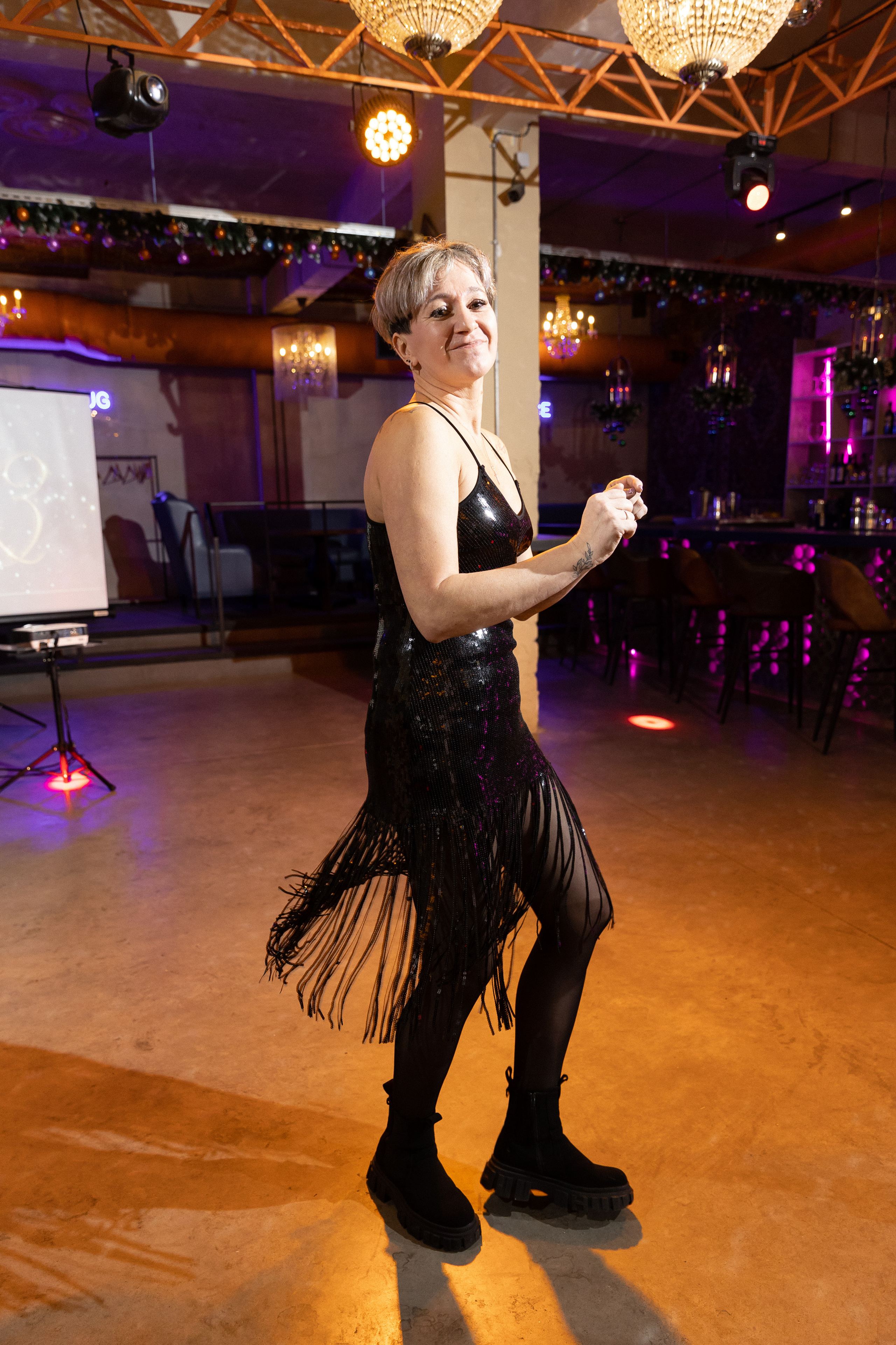 Еда, вино и всё равно. Э Т О М Ы