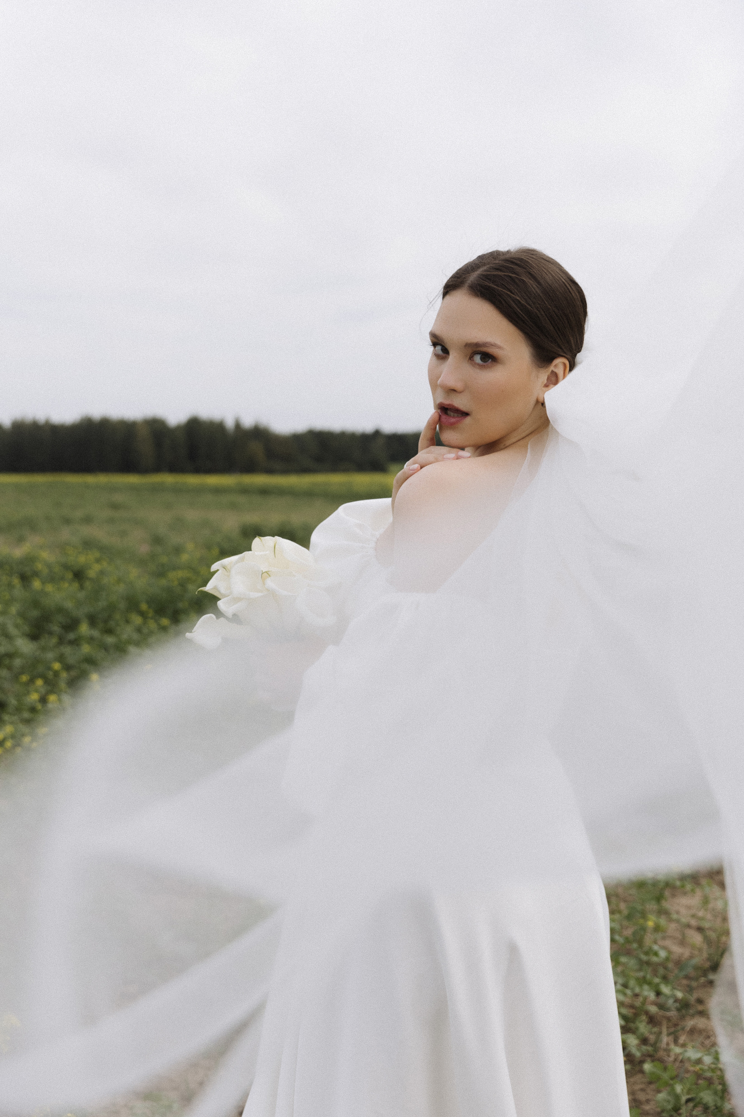 Единое целое. Э Т О М Ы