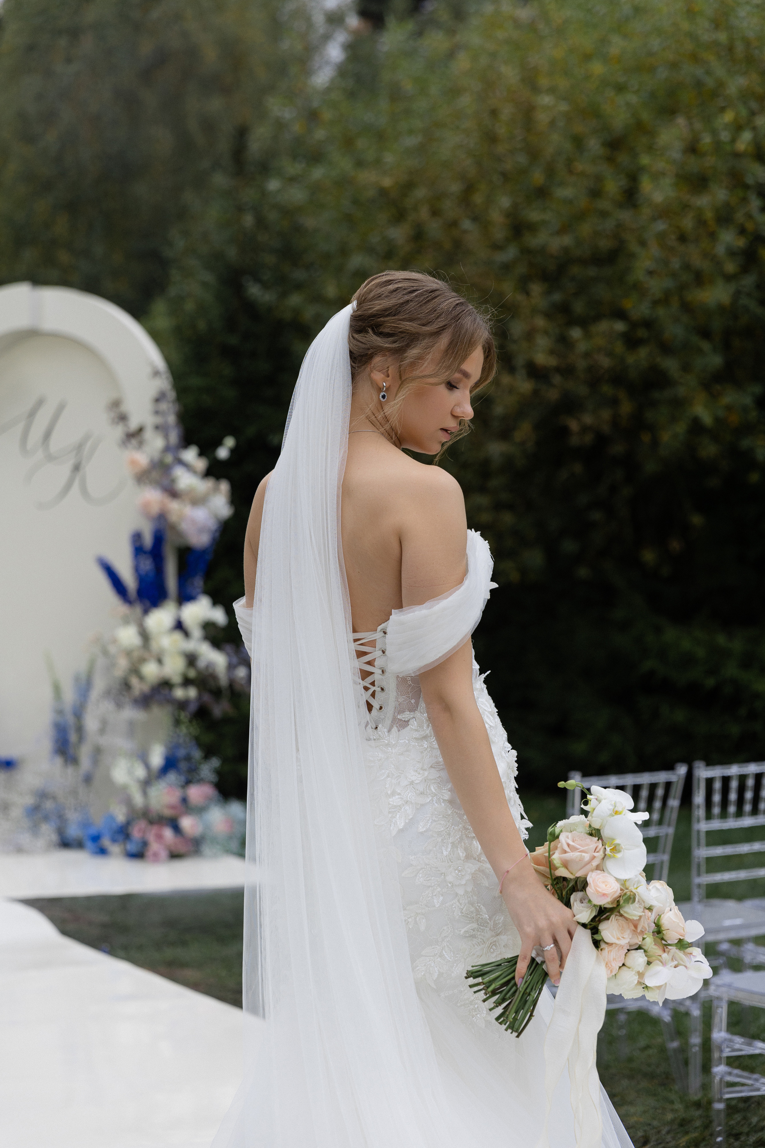 До края вселенной. Э Т О М Ы