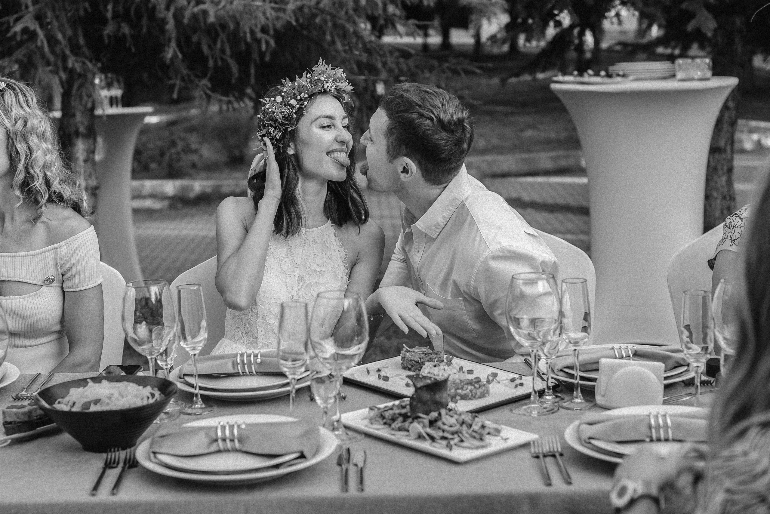 Prague Wedding Photographer | Natural Wedding Photography | Wedding Photography in Prague. Photographer in Prague Yara Kurkus