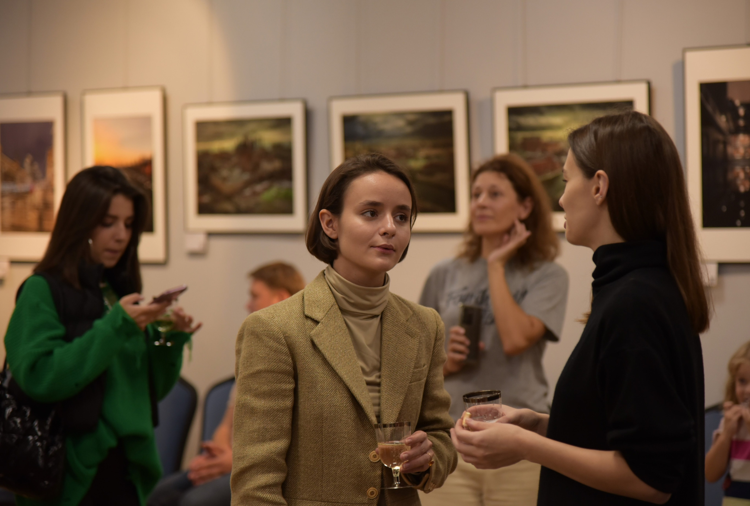 МОСКОВСКИЙ КАЛЕЙДОСКОП. Reportage, architectural, fine art photographer Lena Melnikova in Moscow