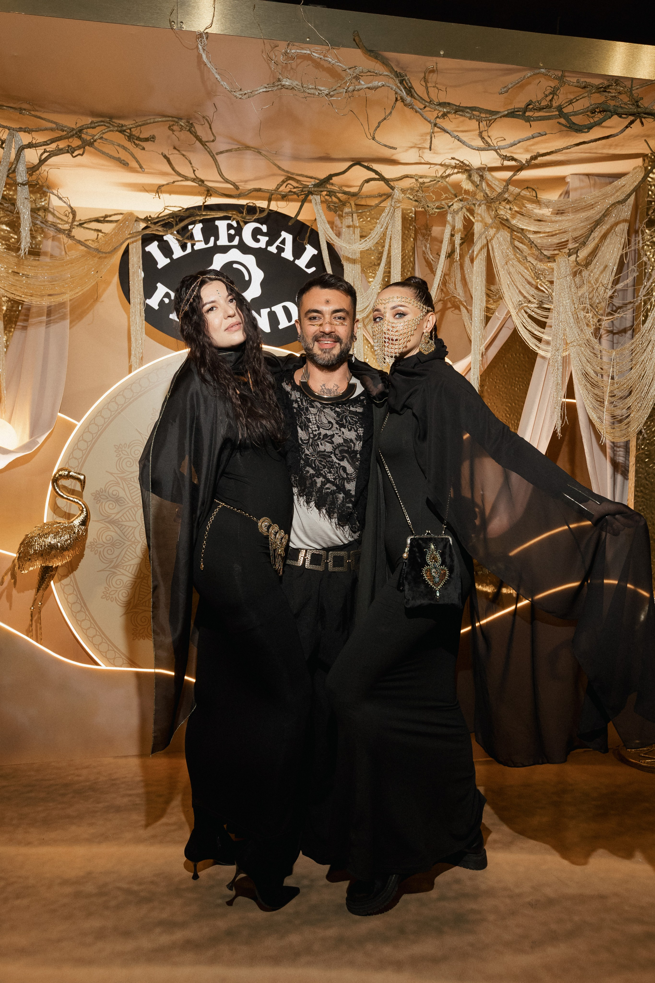 ILLEGAL FRIENDS — MIRAGE [PART I]. СВОИ. ФОТООТЧЕТЫ-СОБЫТИЯ-МЕСТА