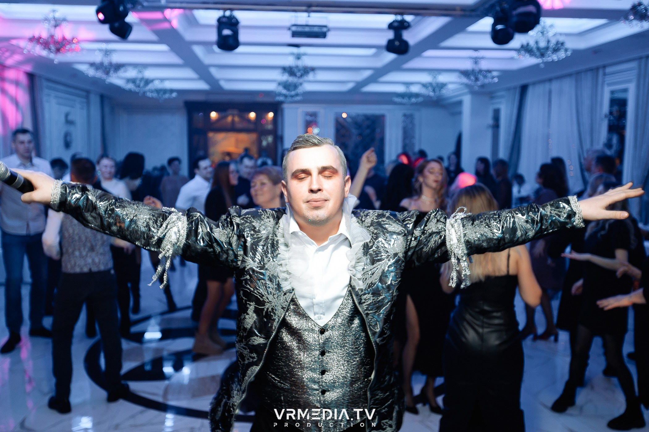 Новогодний вечер в ресторане «Лазурный Берег»