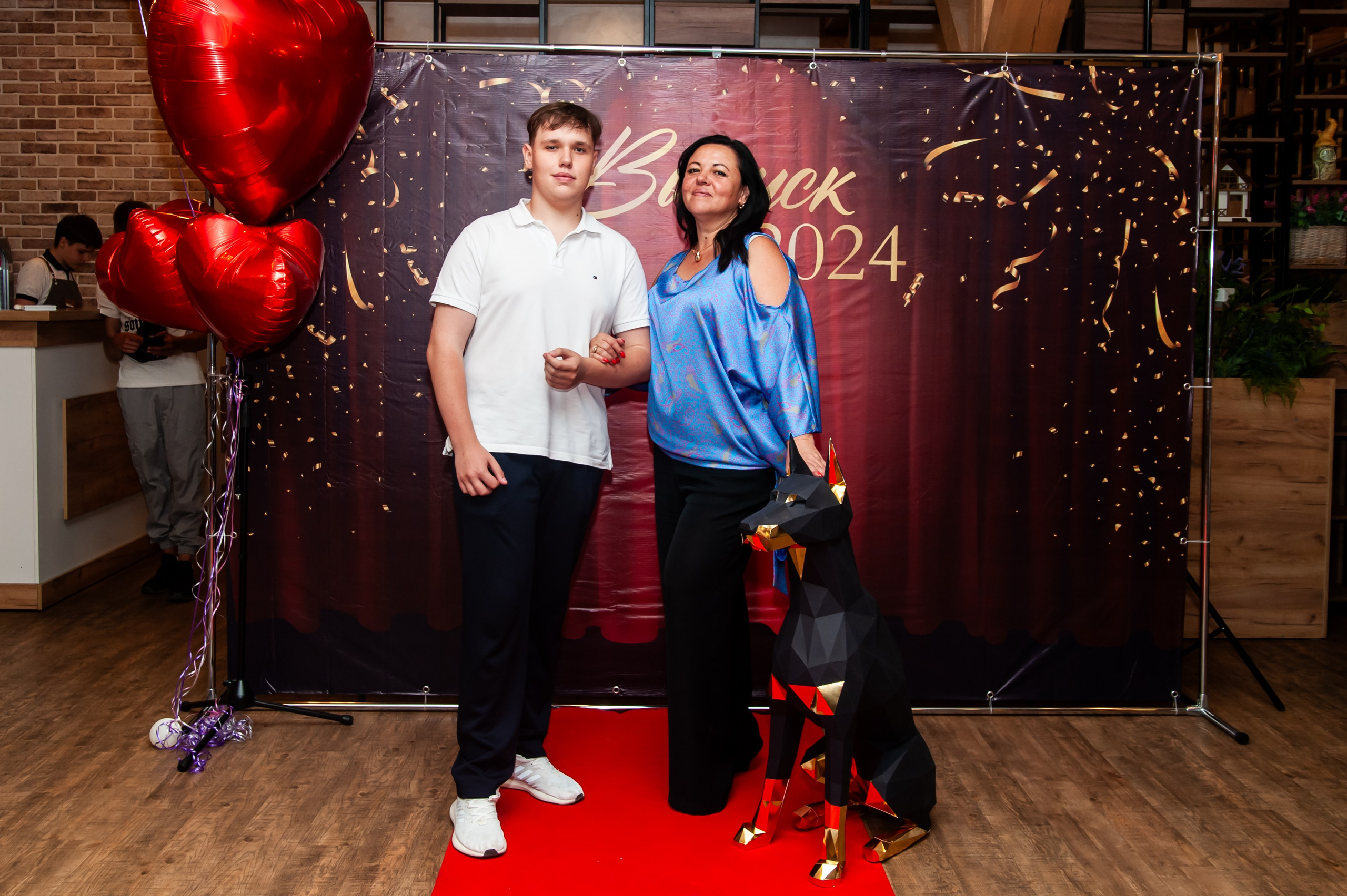 Выпускной МАОУ СОШ № 17 им. Эдуарда Есаяна. Свадебный и семейный фотограф Денис Лукьянов в Краснодаре, Краснодарском крае и Республике Крым